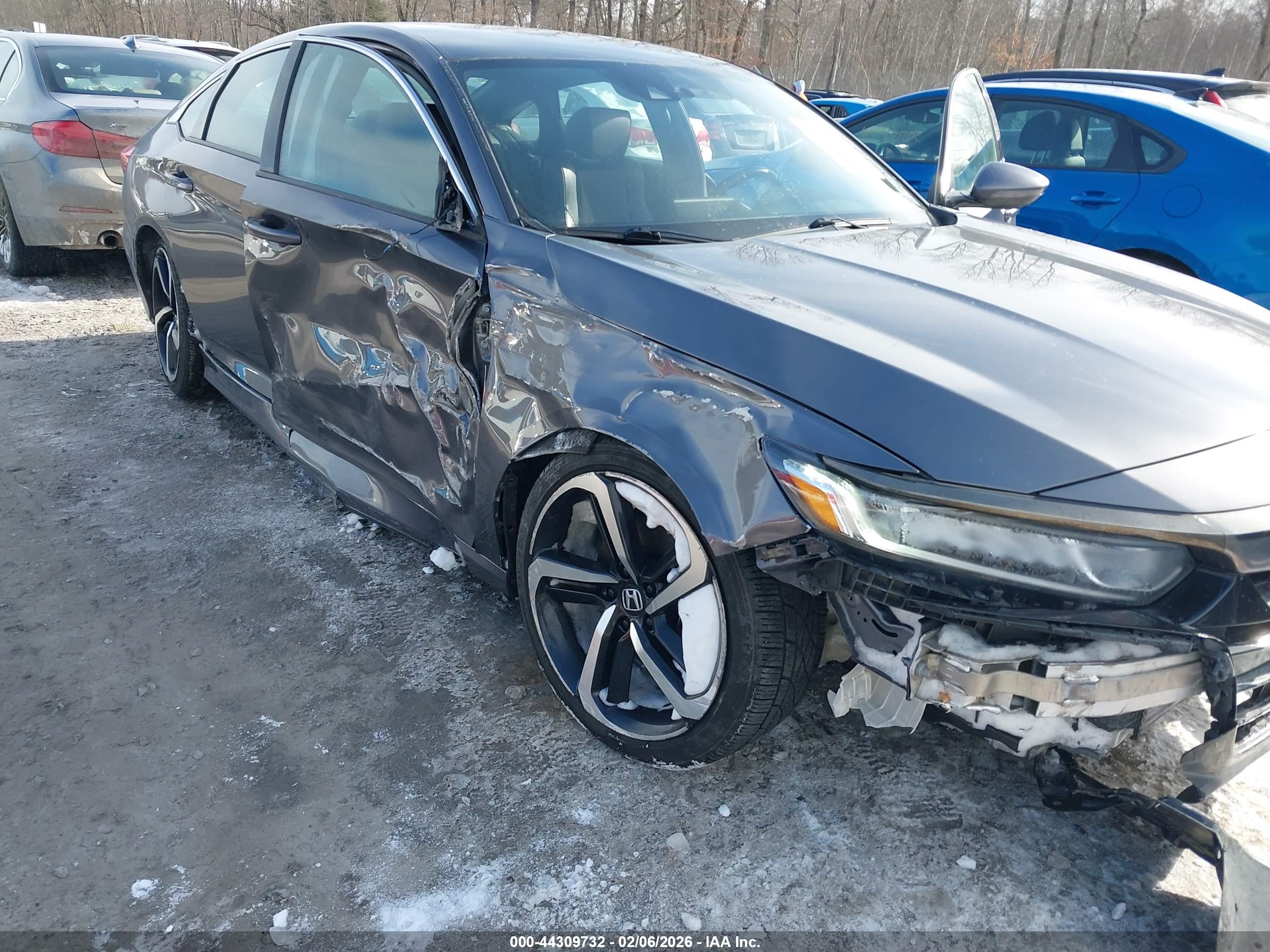 HONDA ACCORD image 6