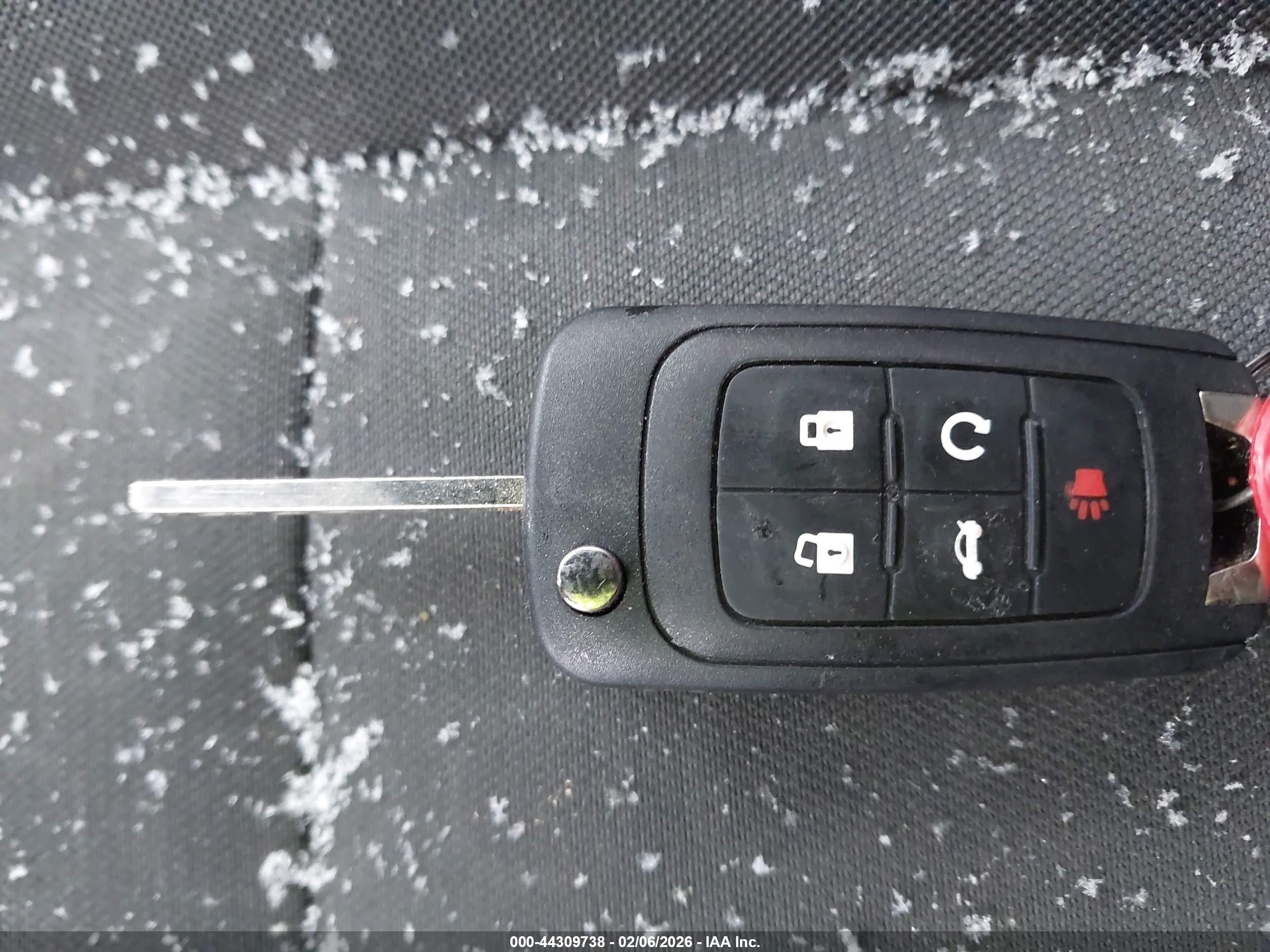 CHEVROLET TRAX image 11