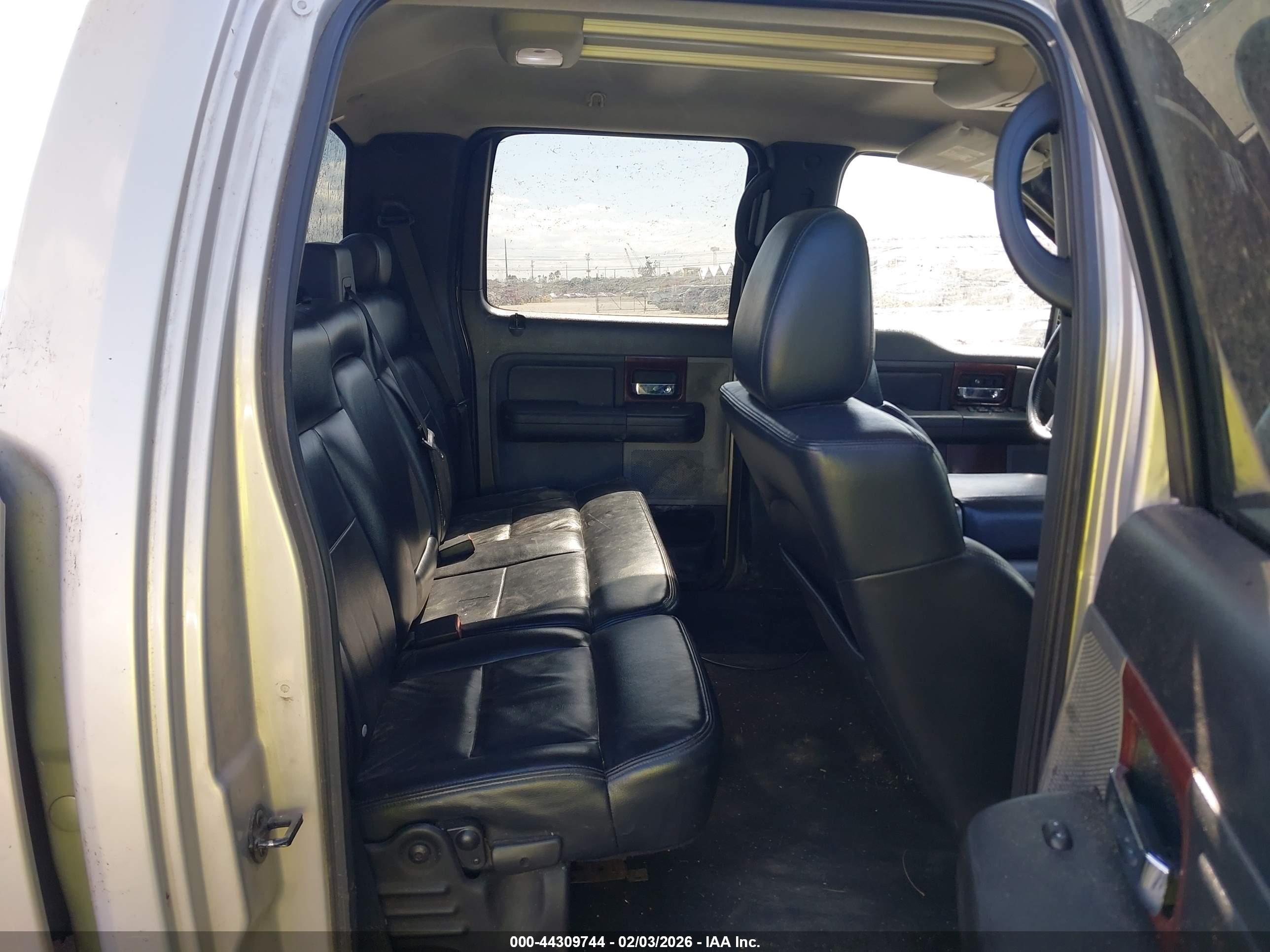 FORD F-150 image 8