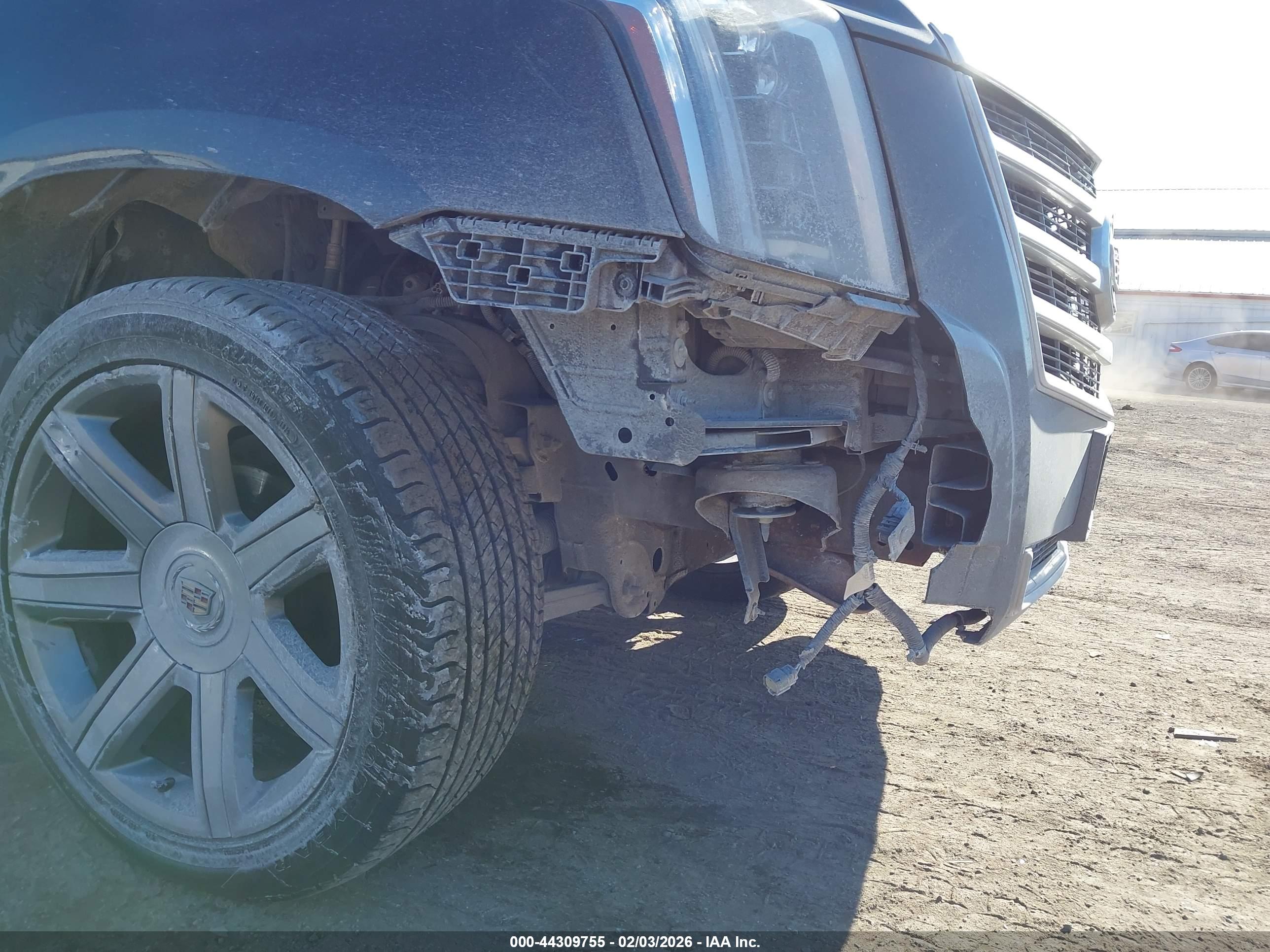 CADILLAC ESCALADE image 6