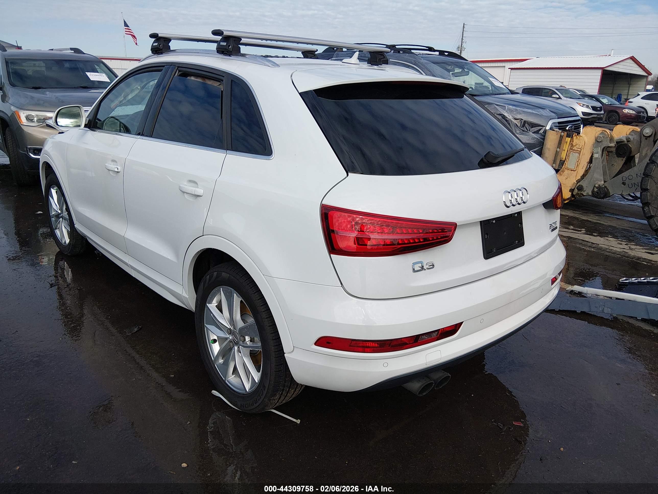 AUDI Q3 image 3