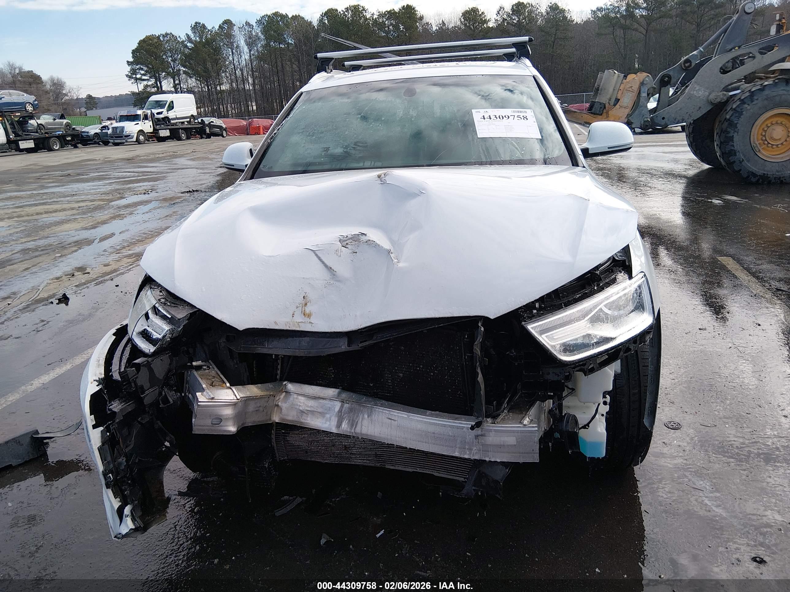 AUDI Q3 image 6