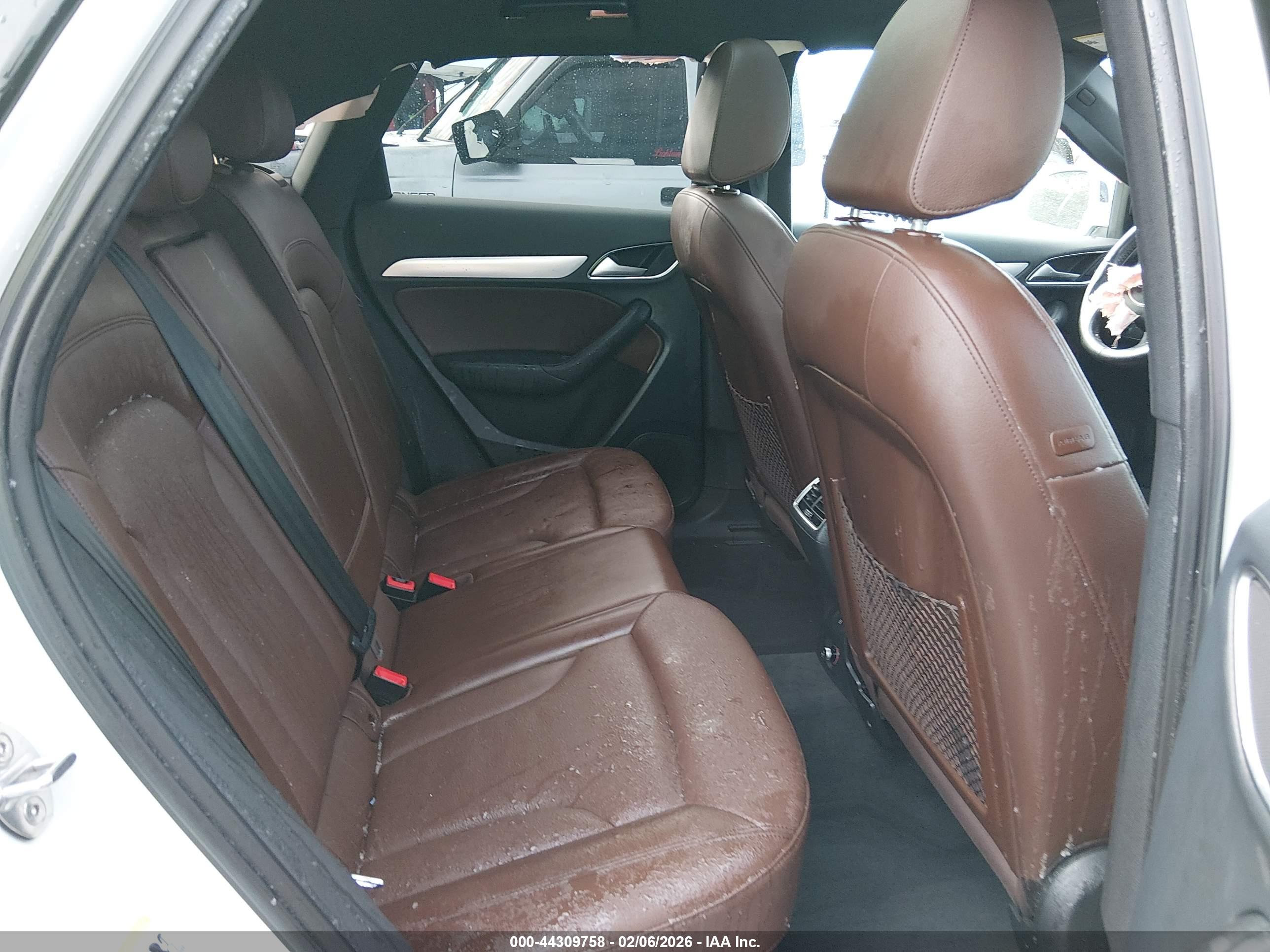 AUDI Q3 image 8