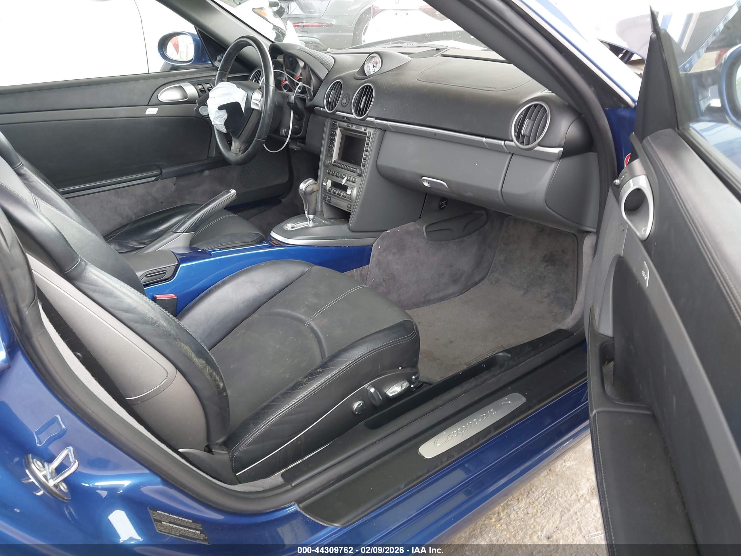 PORSCHE CAYMAN image 5