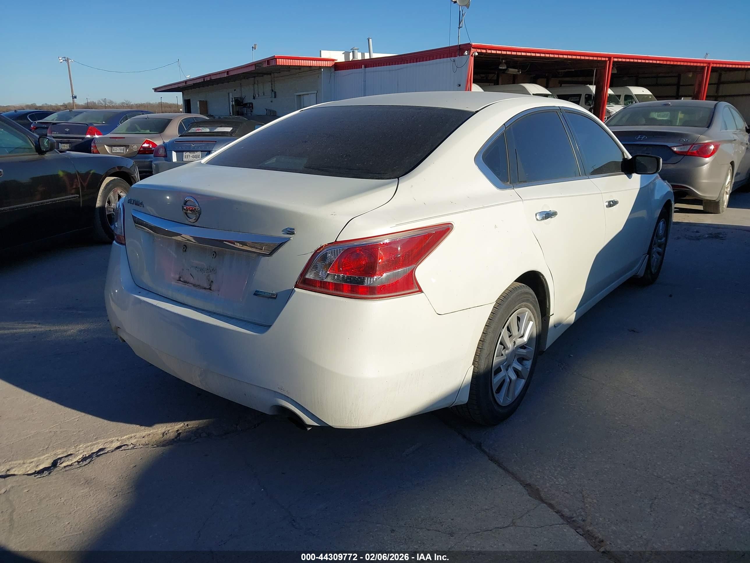 NISSAN ALTIMA image 4