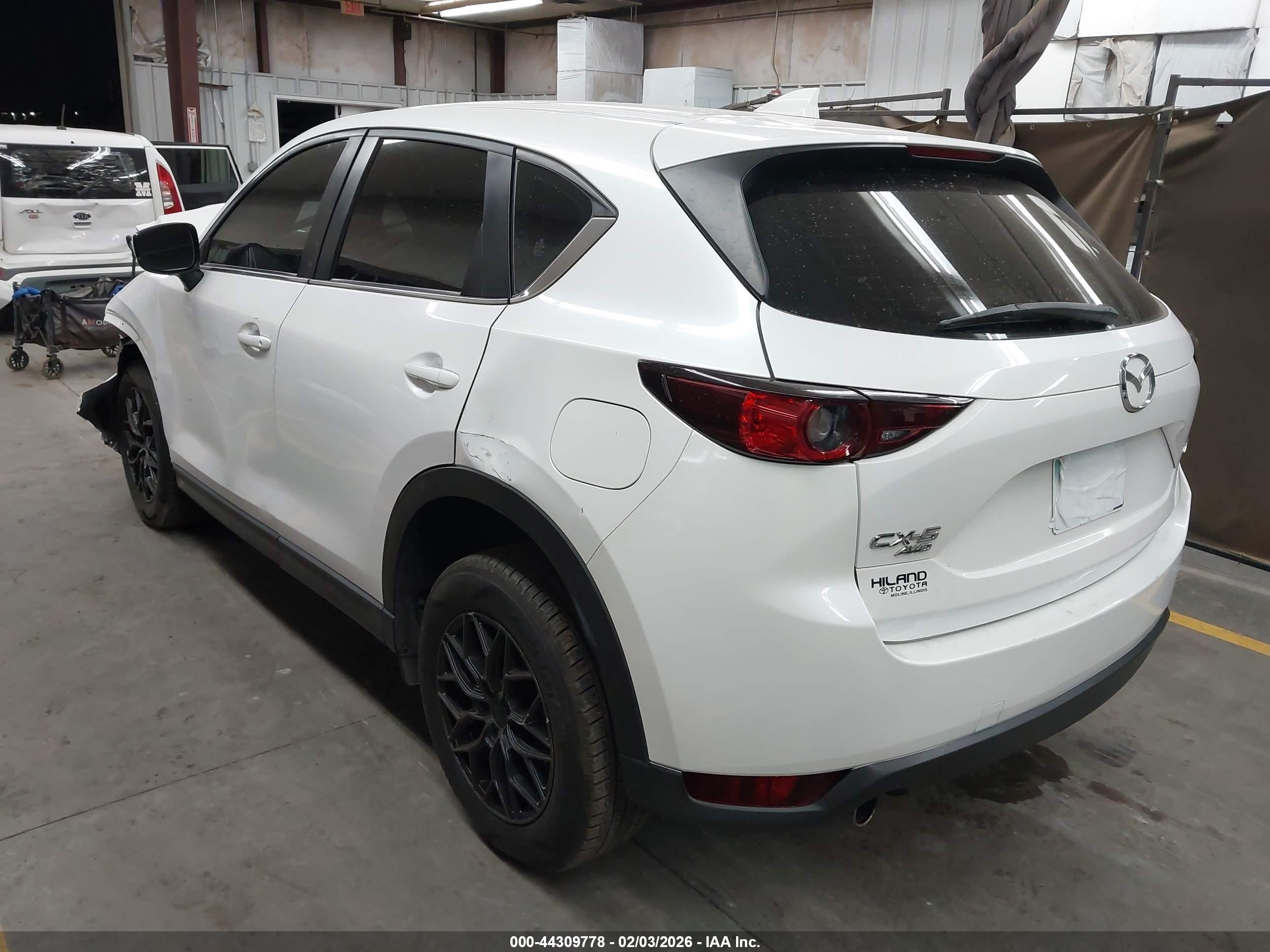 MAZDA CX-5 image 3