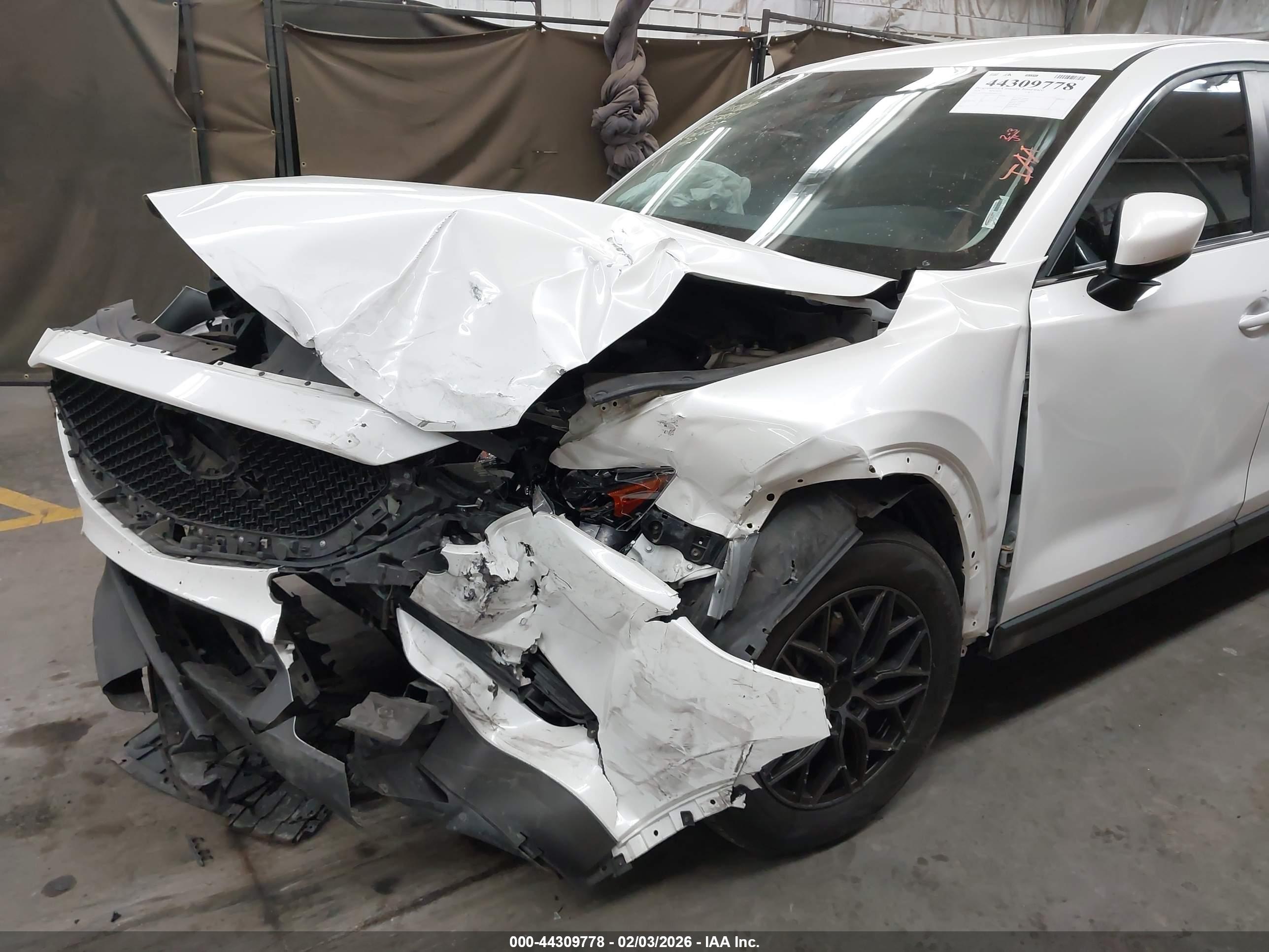 MAZDA CX-5 image 6