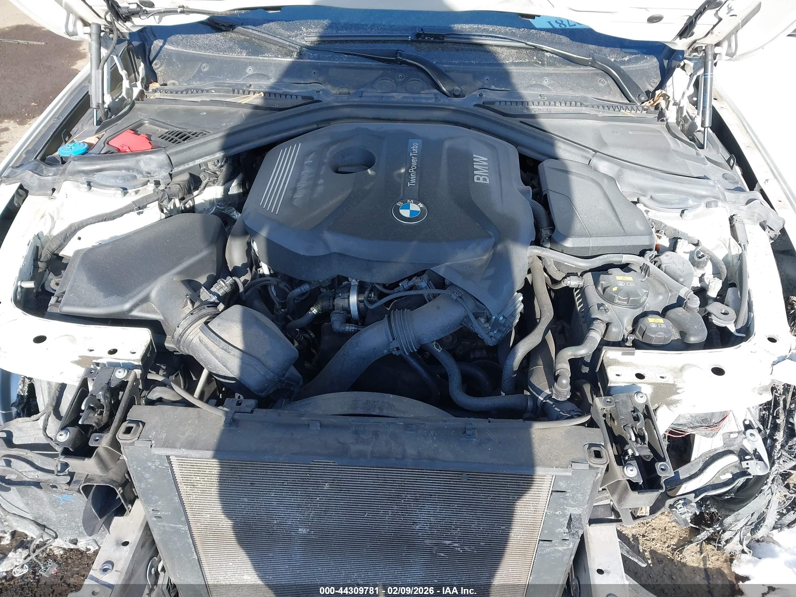 BMW 330I image 10