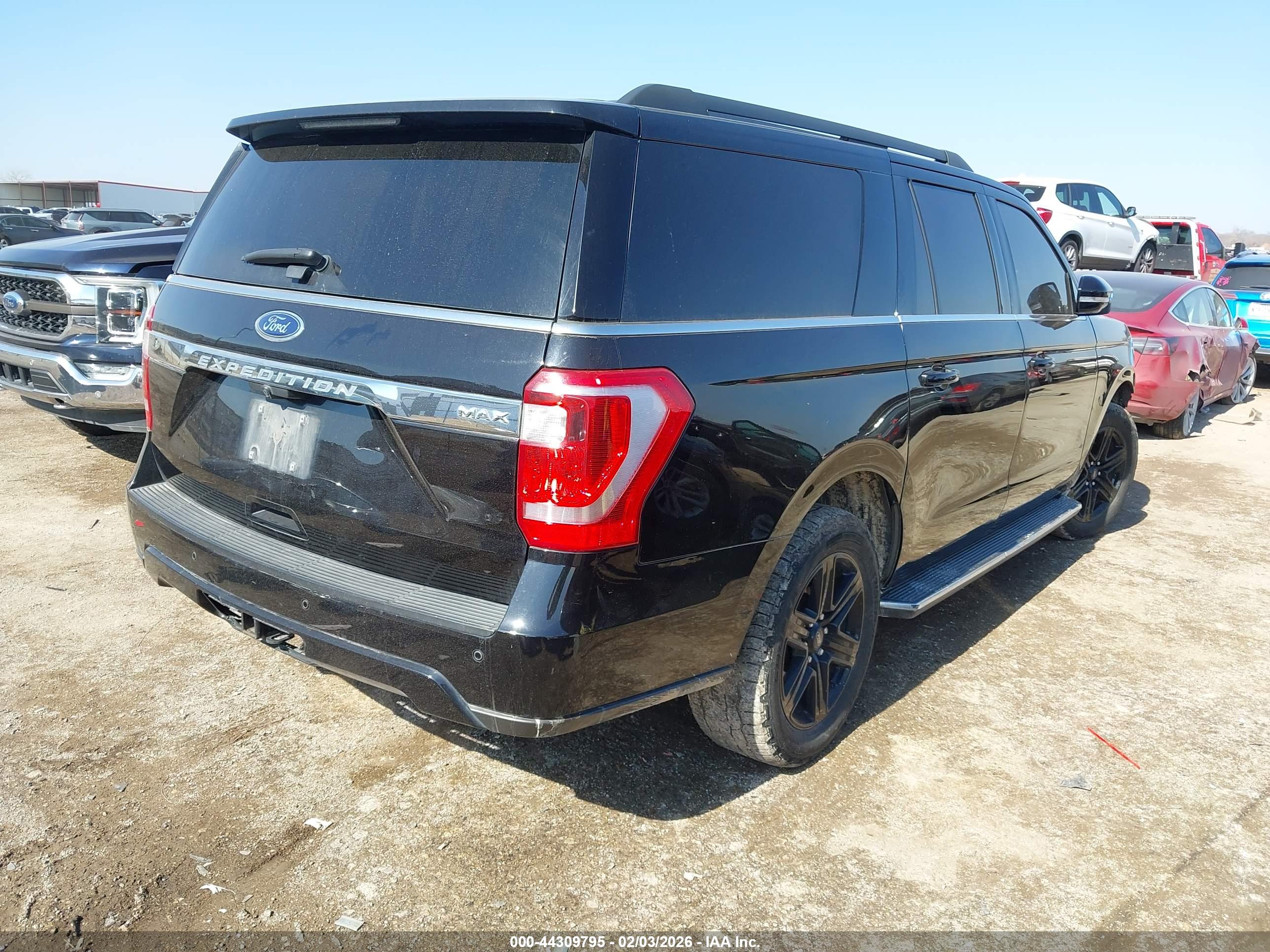 FORD EXPEDITION image 4