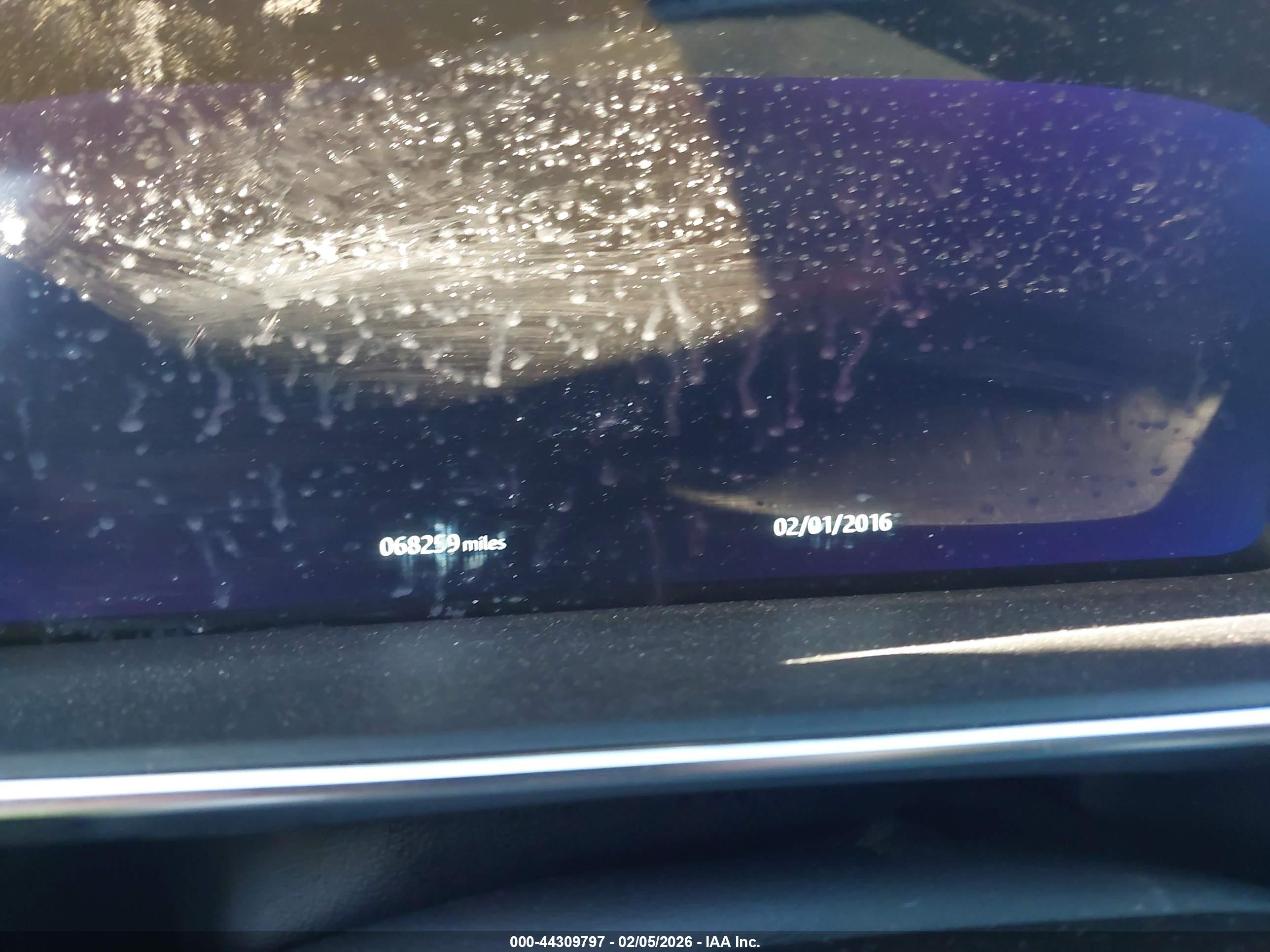 LAND ROVER image 7