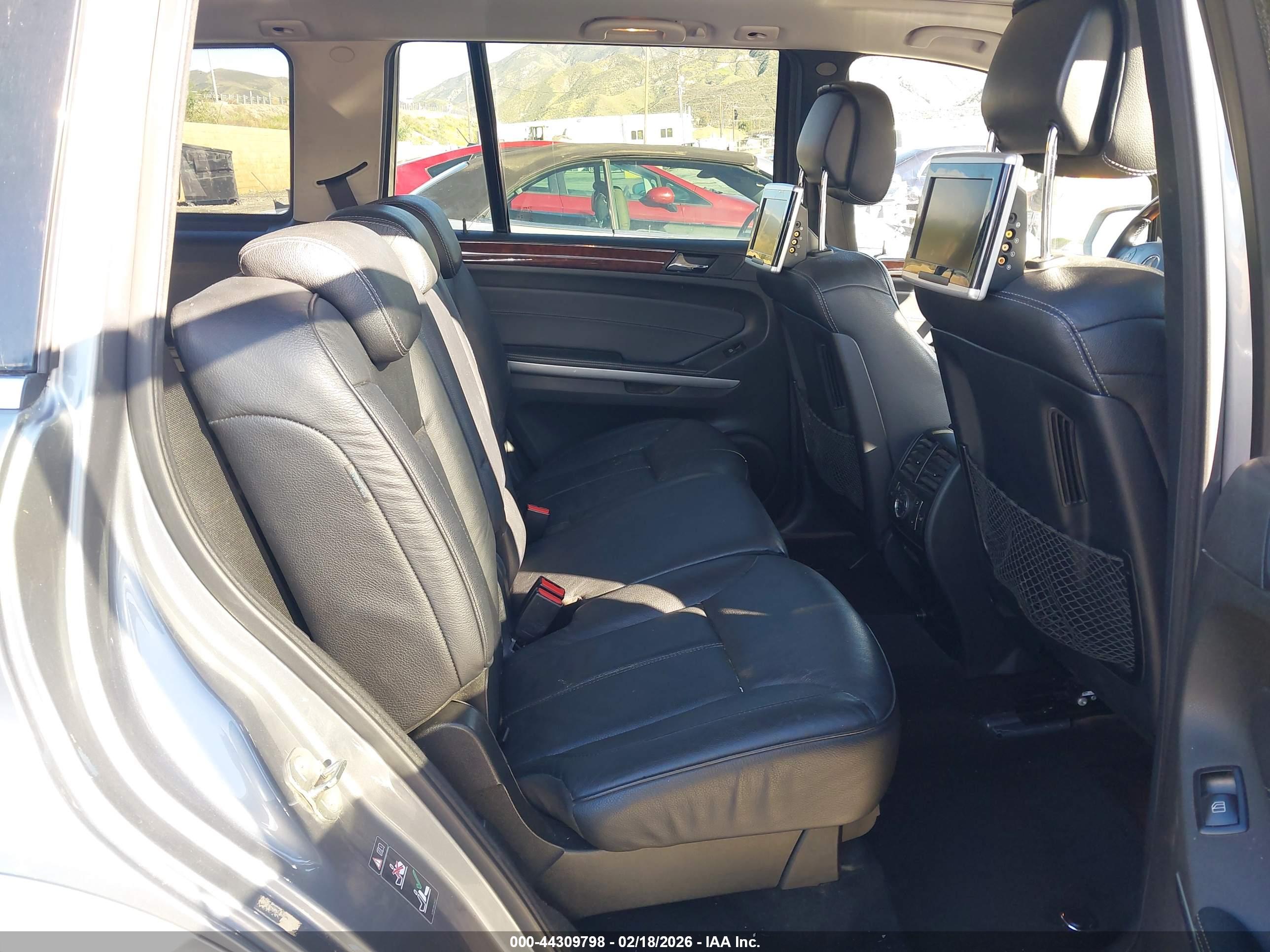 MERCEDES-BENZ GL image 8