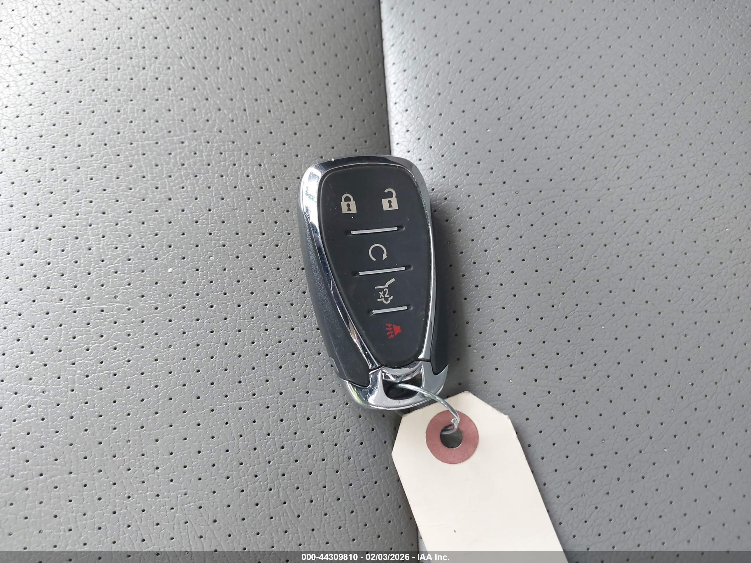 CHEVROLET EQUINOX image 11
