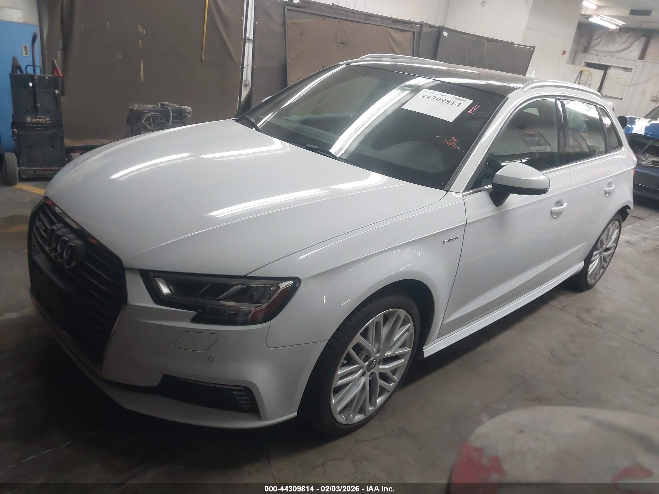 AUDI A3 image 2