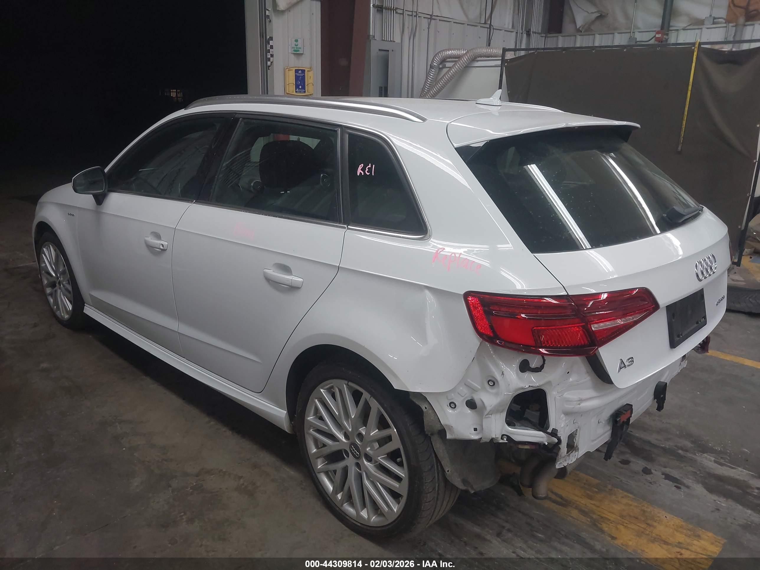 AUDI A3 image 3