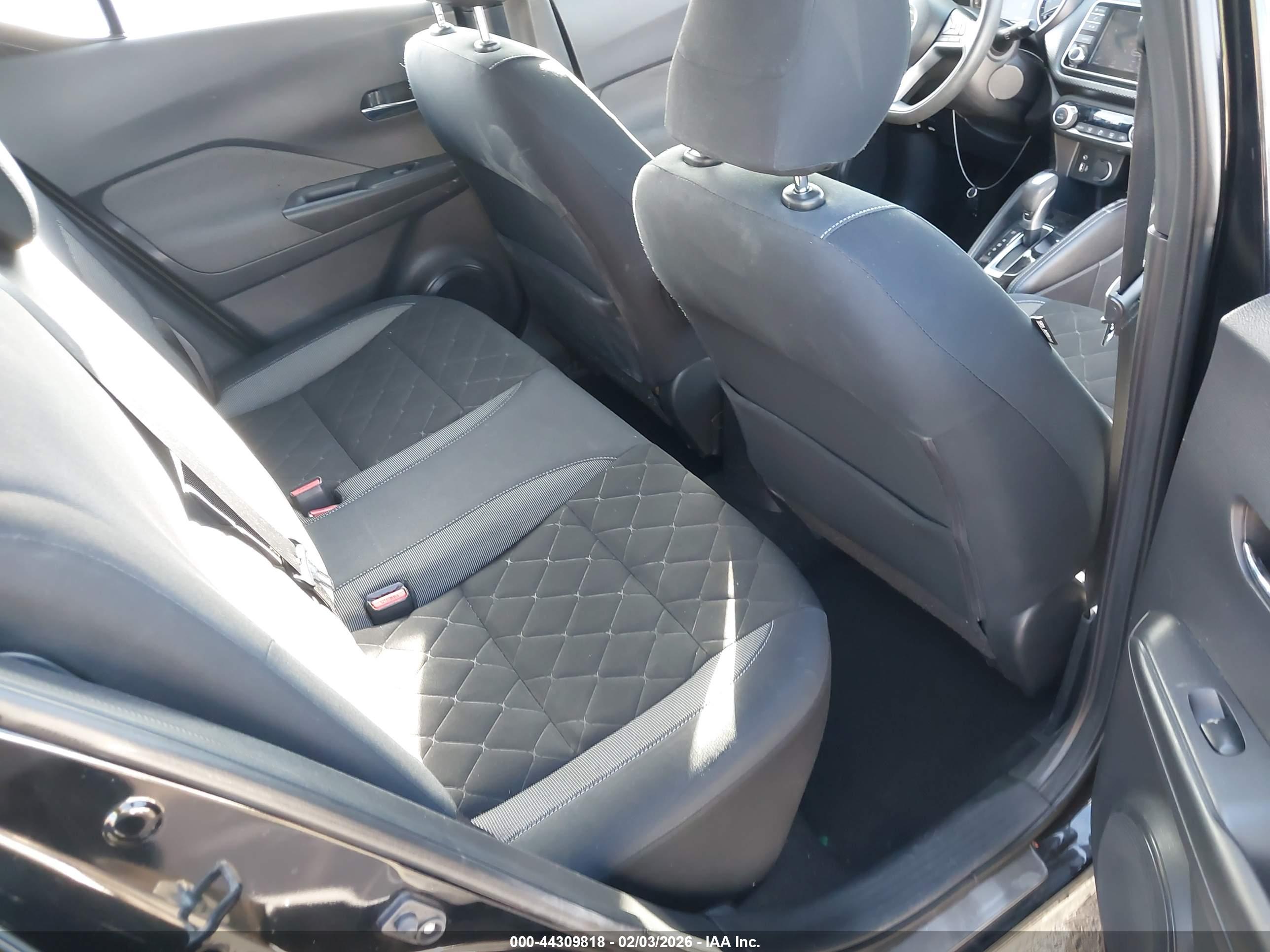 NISSAN KICKS image 8