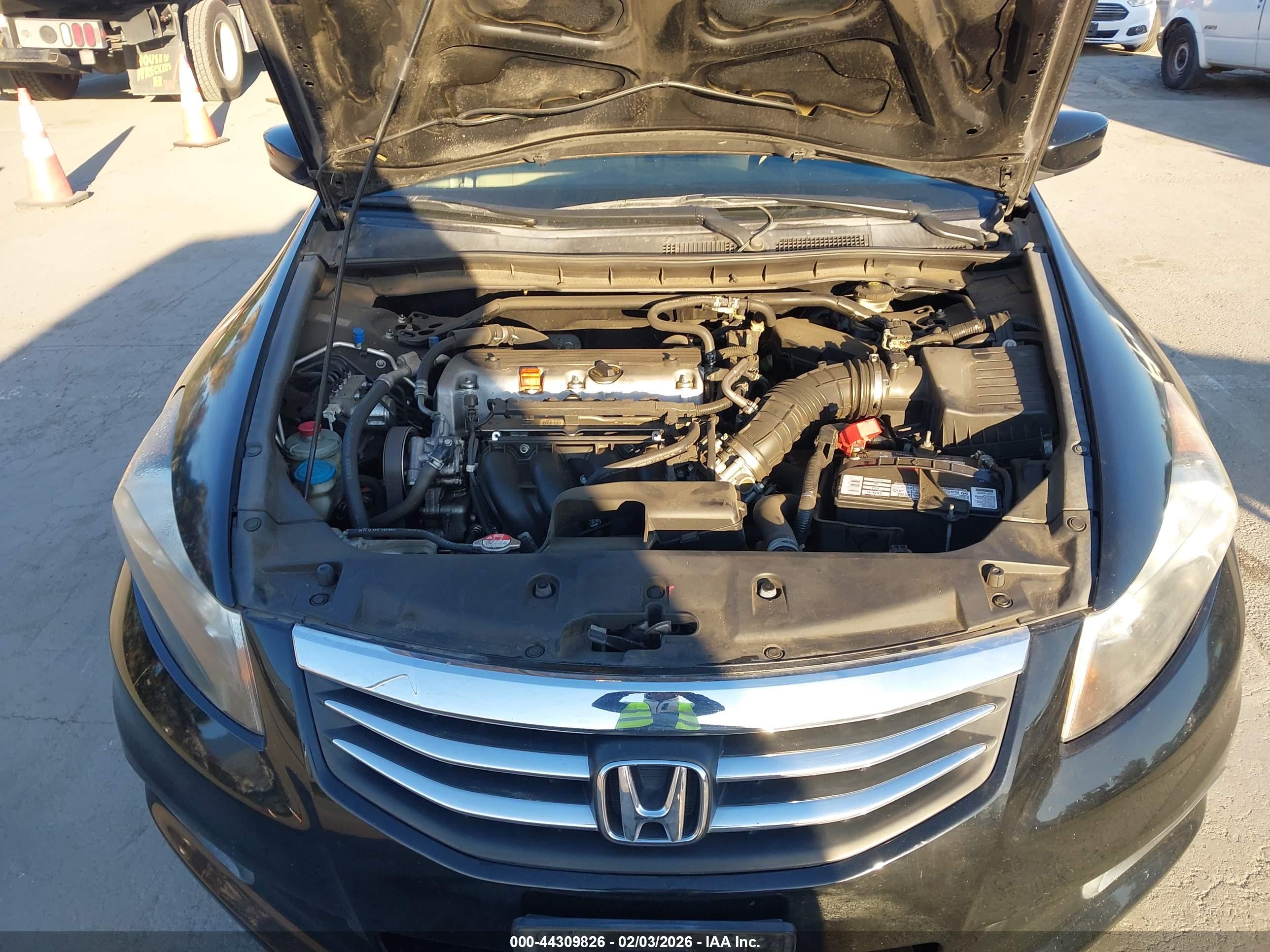 HONDA ACCORD image 10