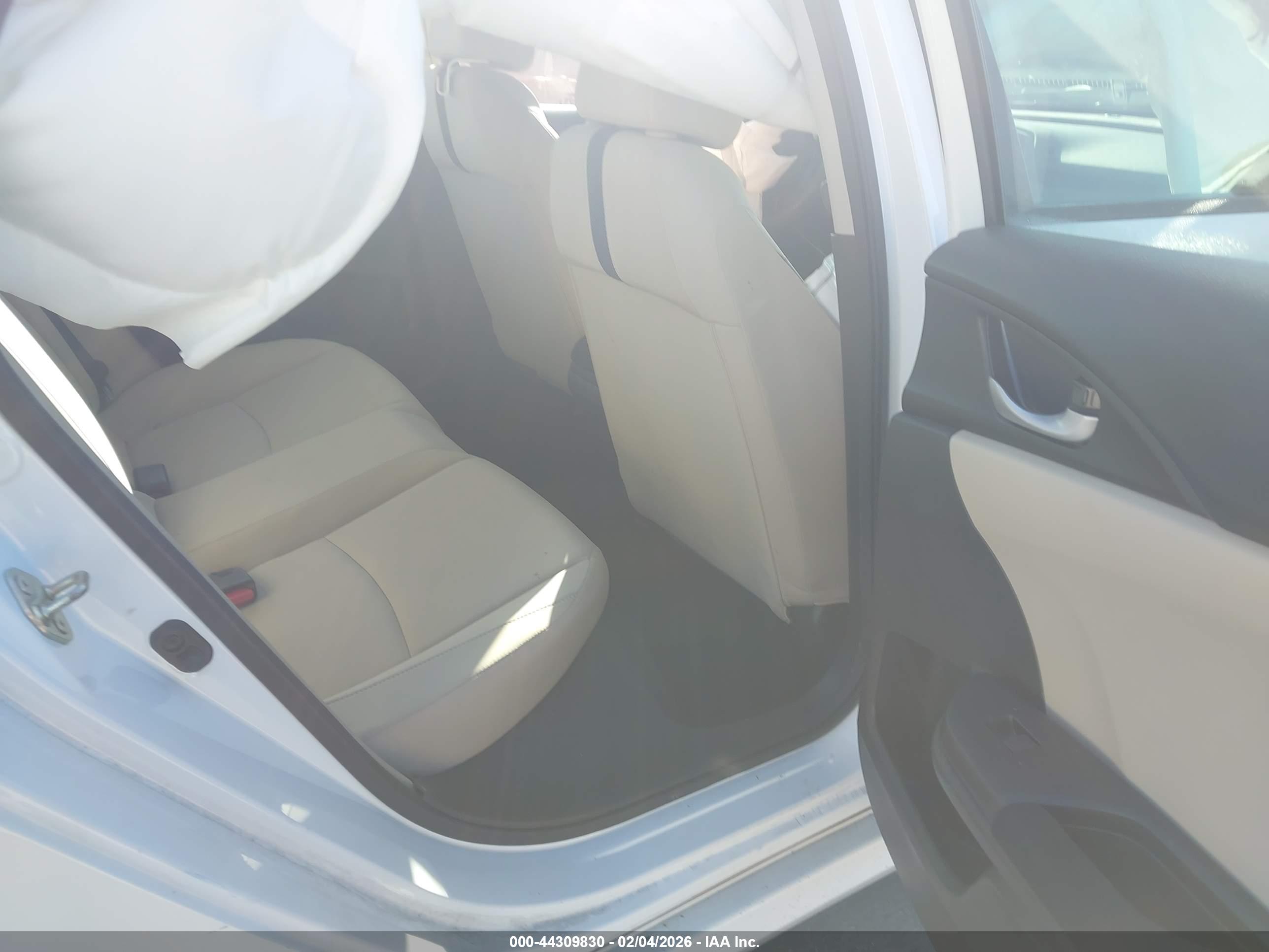 HONDA CIVIC image 8
