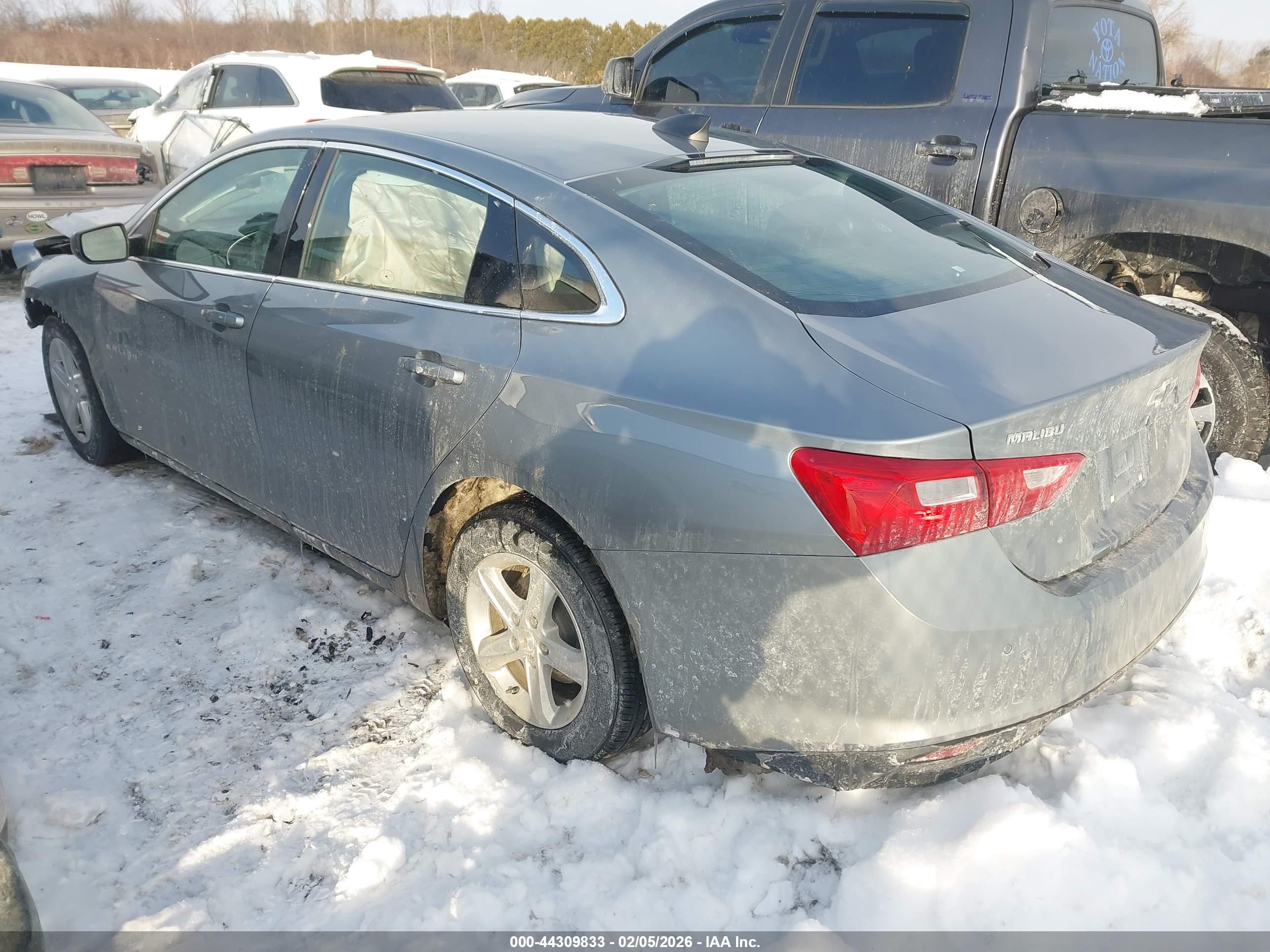 CHEVROLET MALIBU image 3