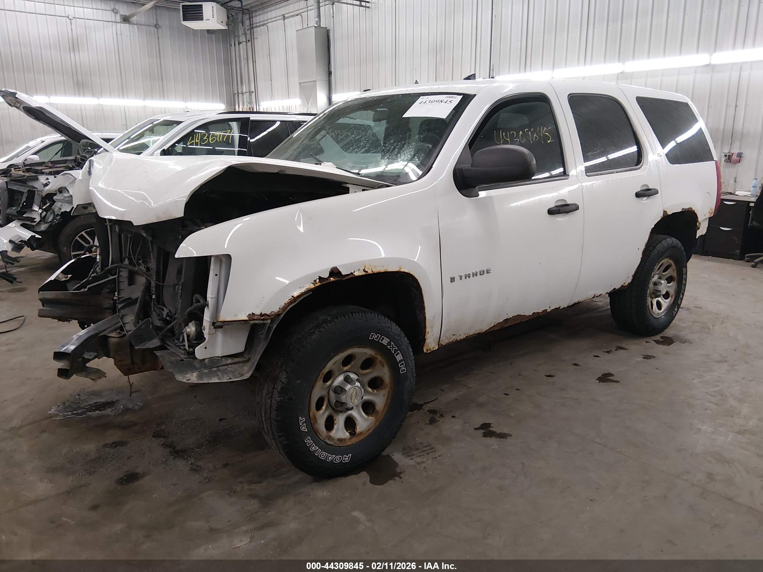 CHEVROLET TAHOE image 2