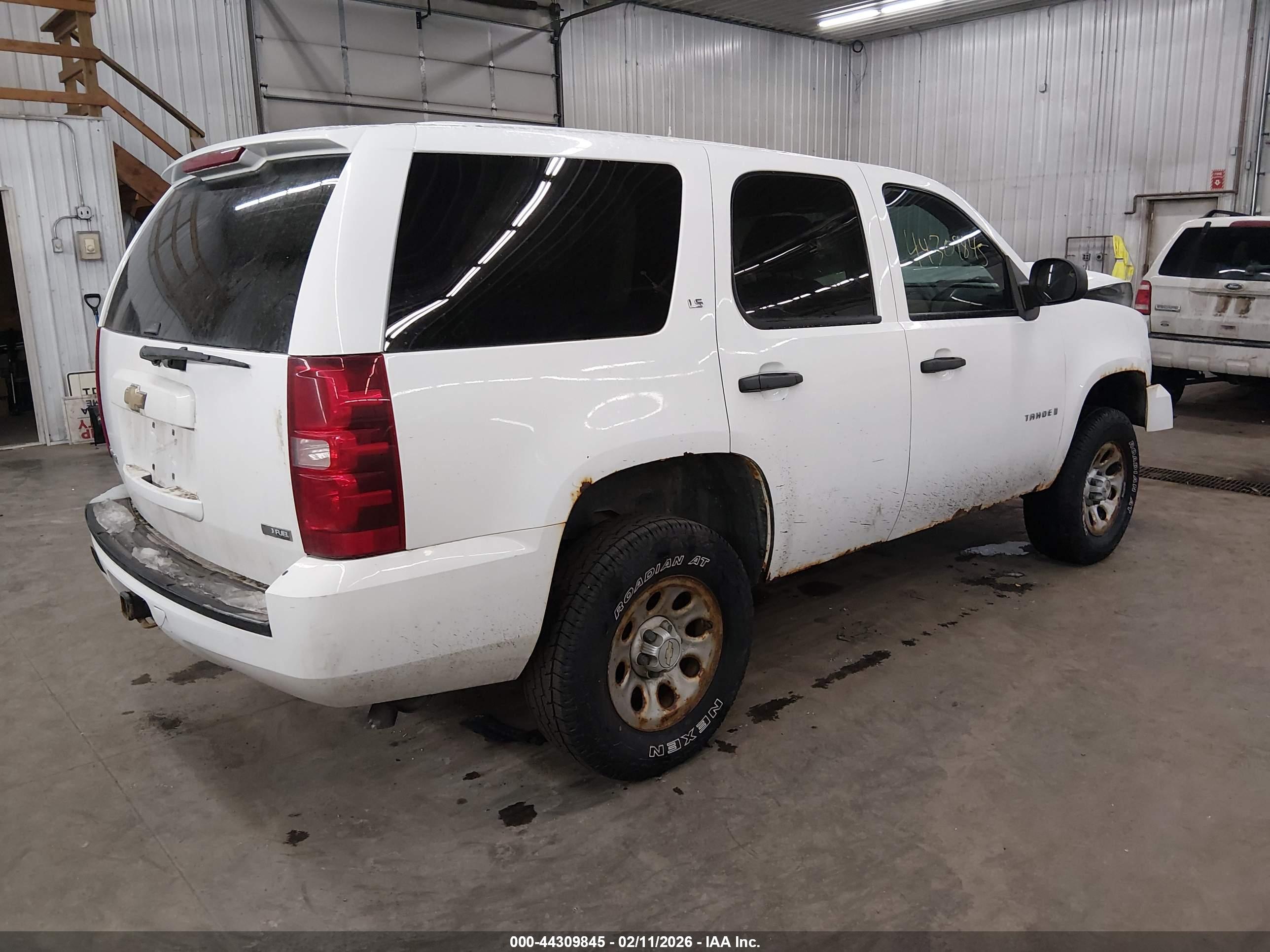 CHEVROLET TAHOE image 4