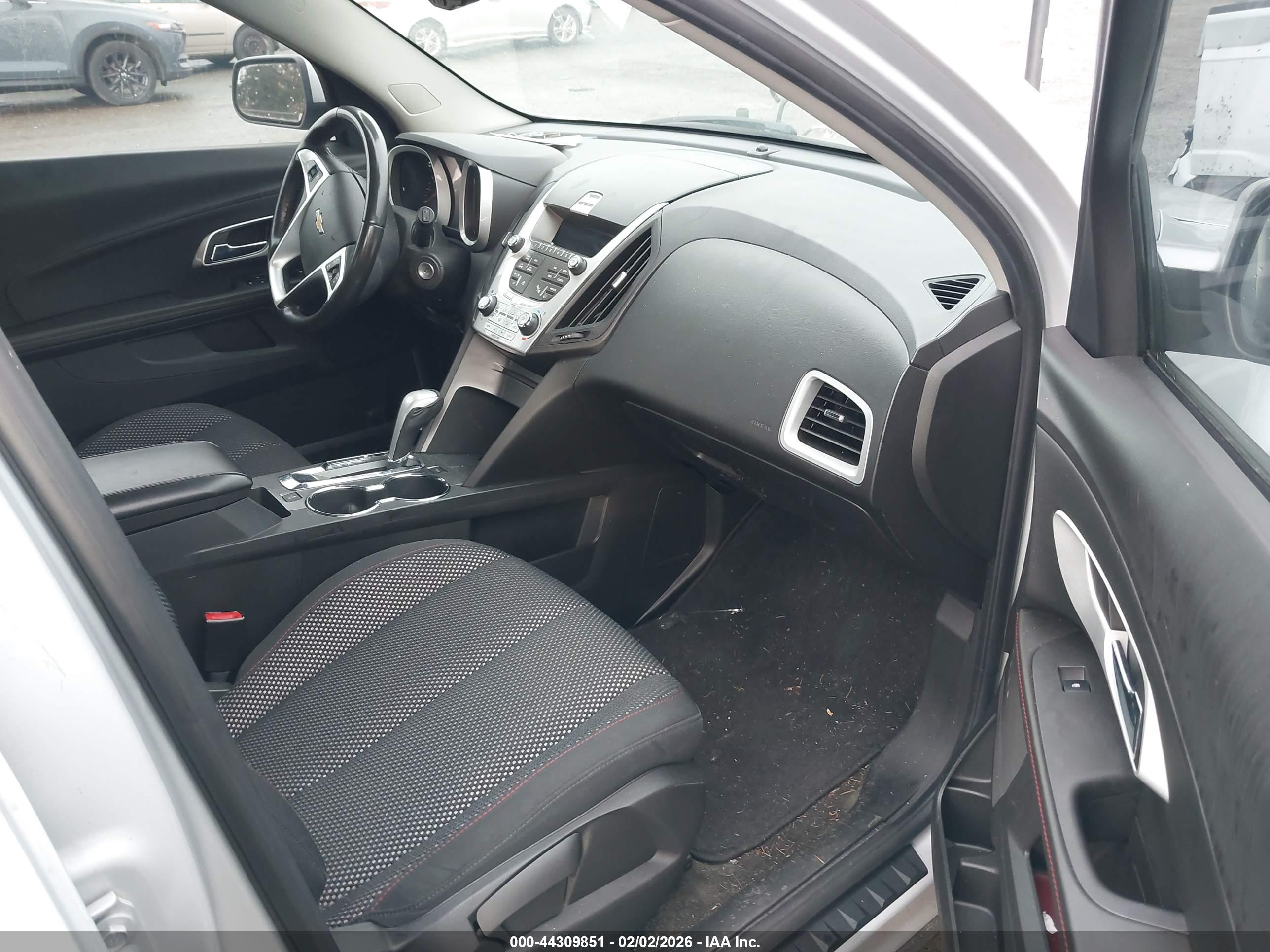 CHEVROLET EQUINOX image 5