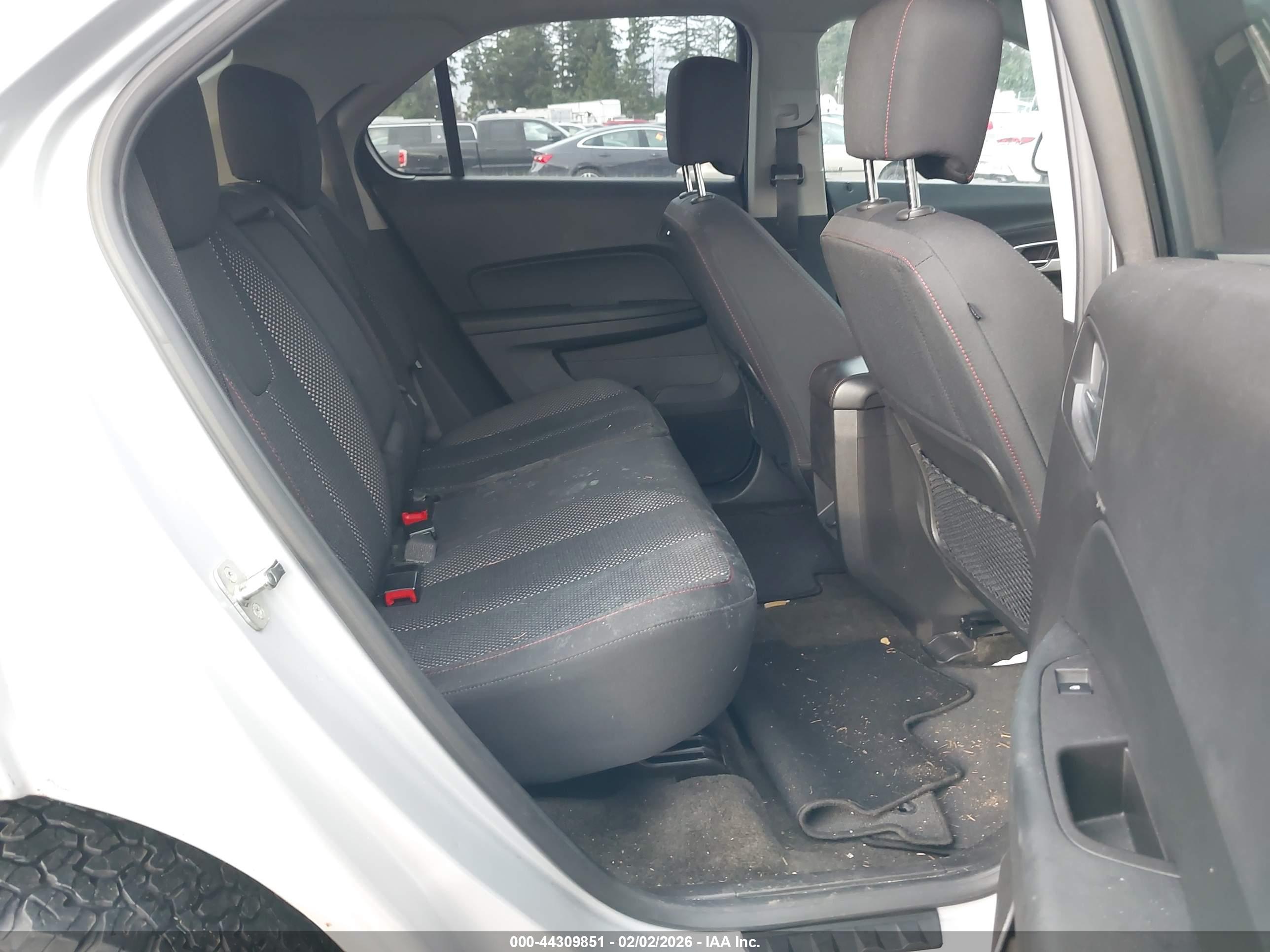 CHEVROLET EQUINOX image 8