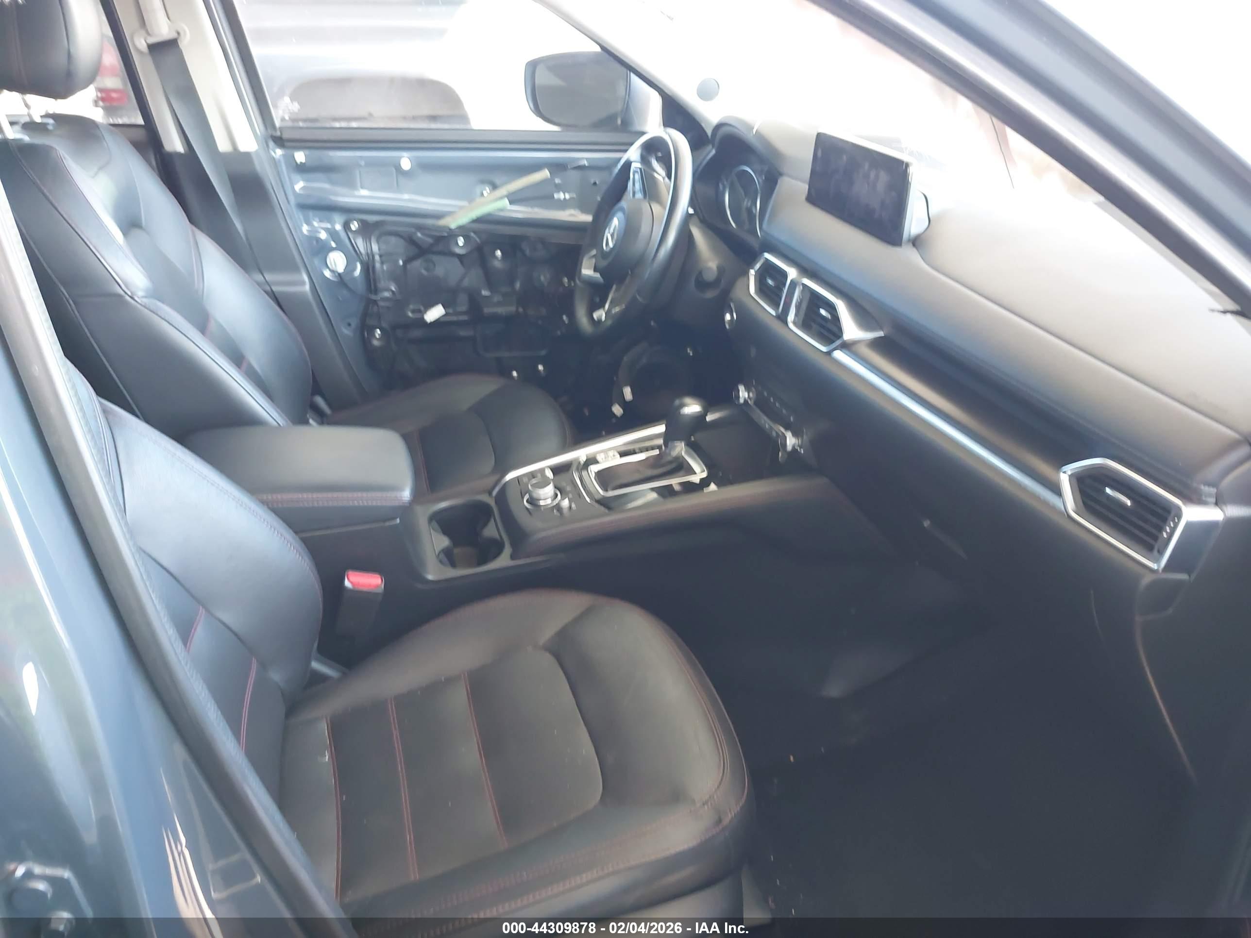 MAZDA CX-5 image 5