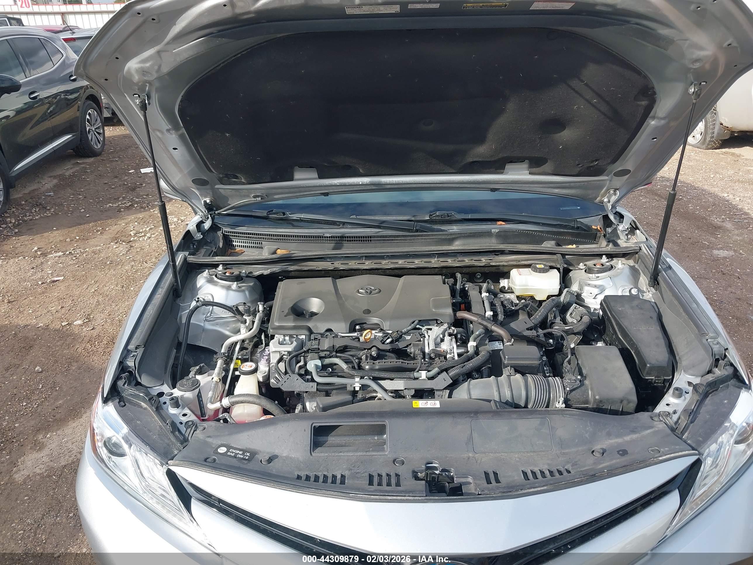 TOYOTA CAMRY image 10