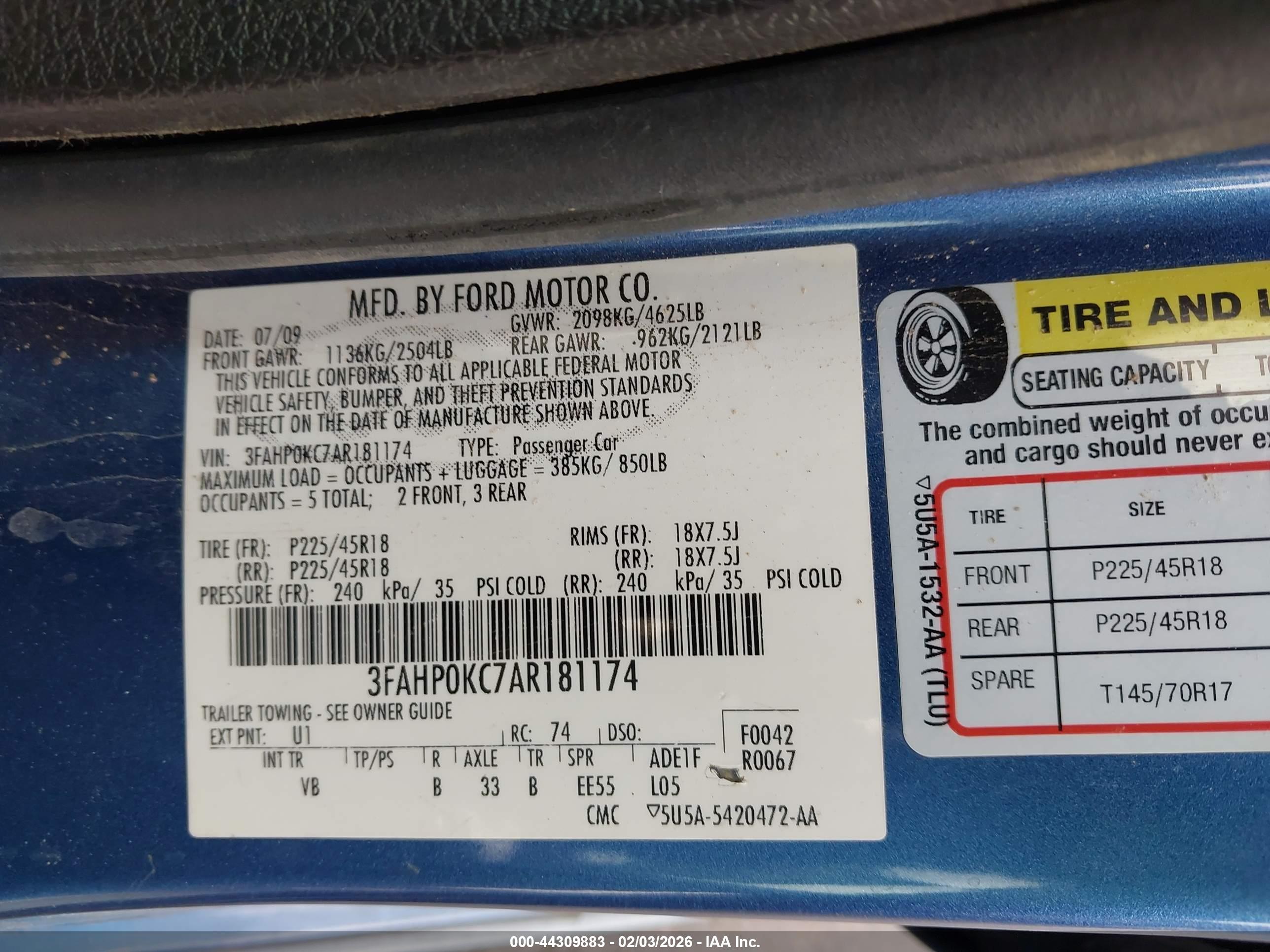 FORD FUSION image 9