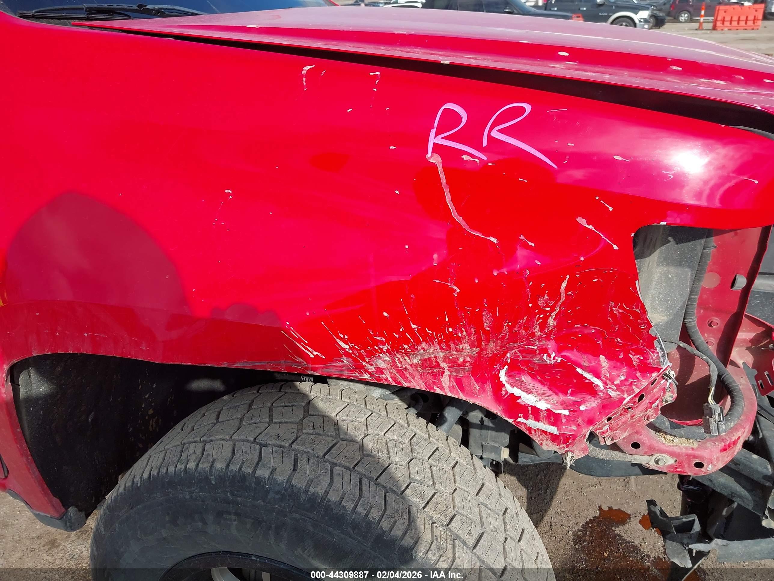 CHEVROLET COLORADO image 6