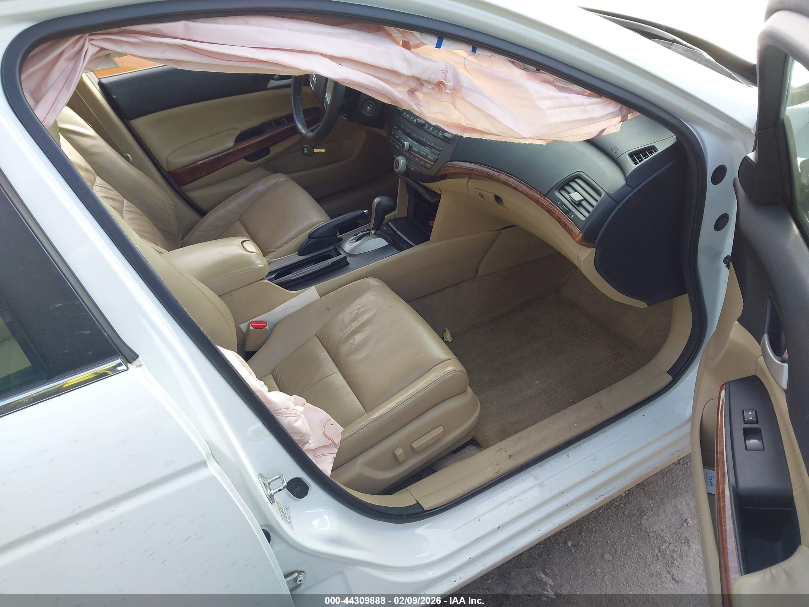 HONDA ACCORD image 5