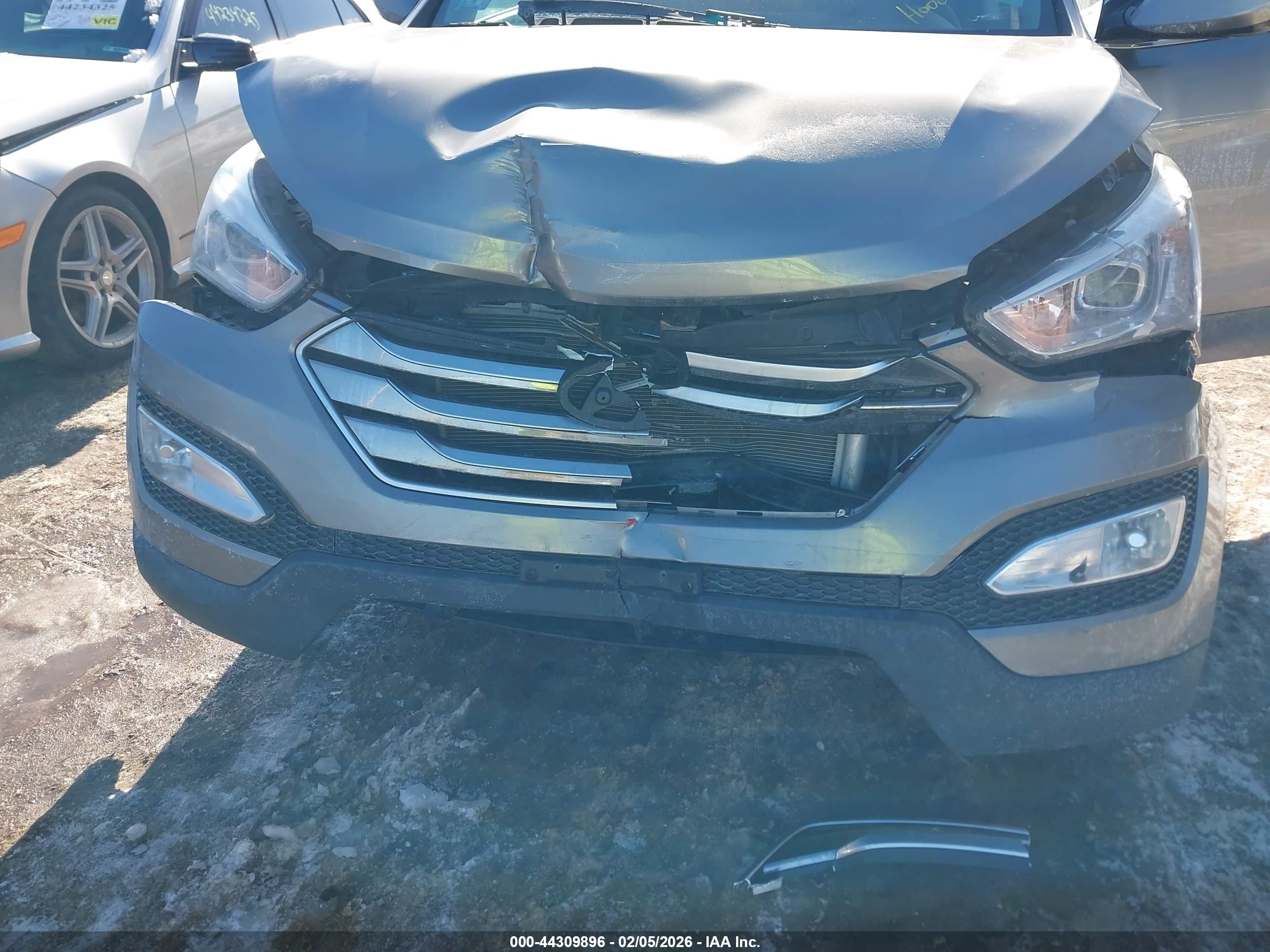 HYUNDAI SANTA image 6