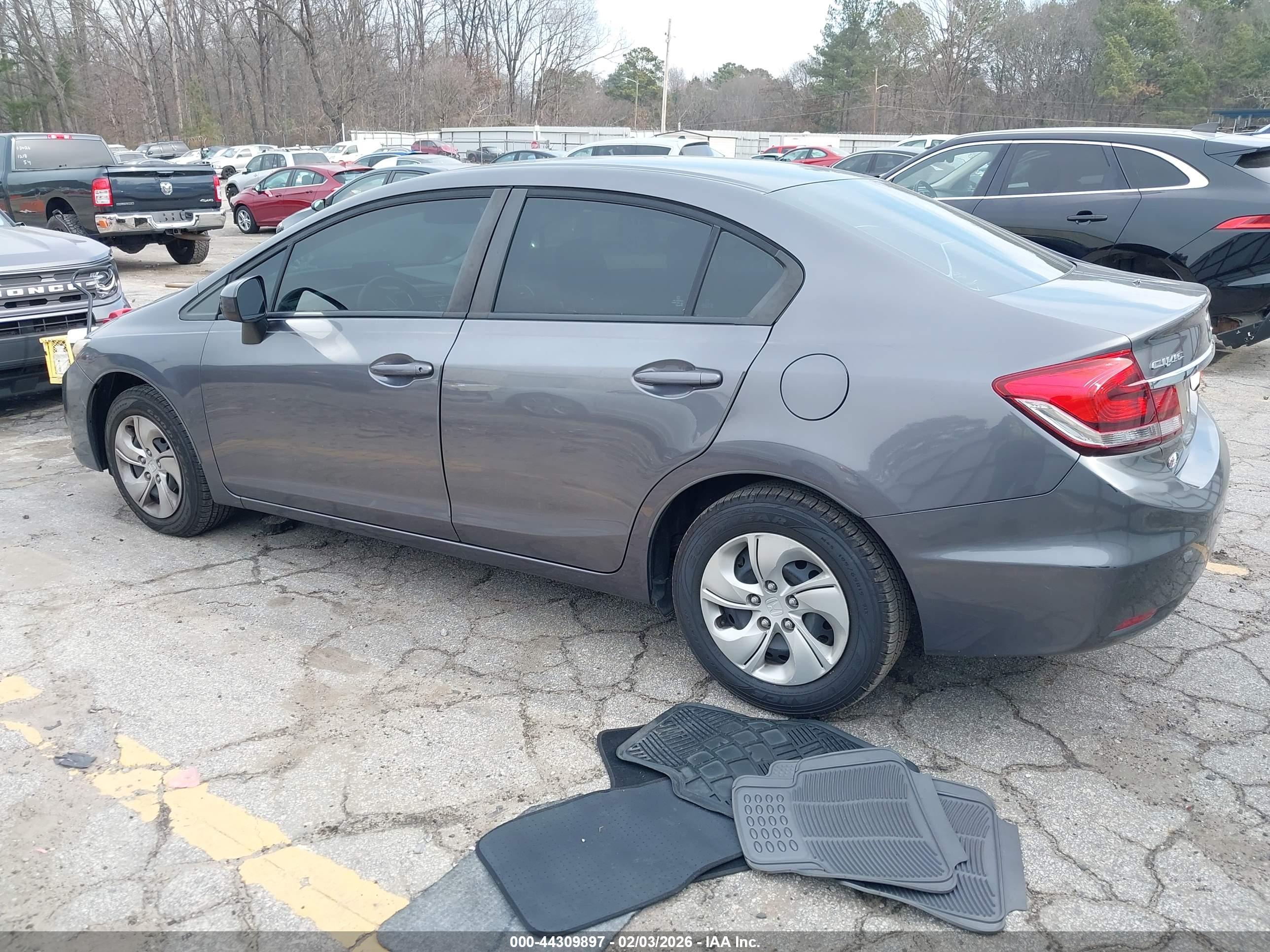 HONDA CIVIC image 3