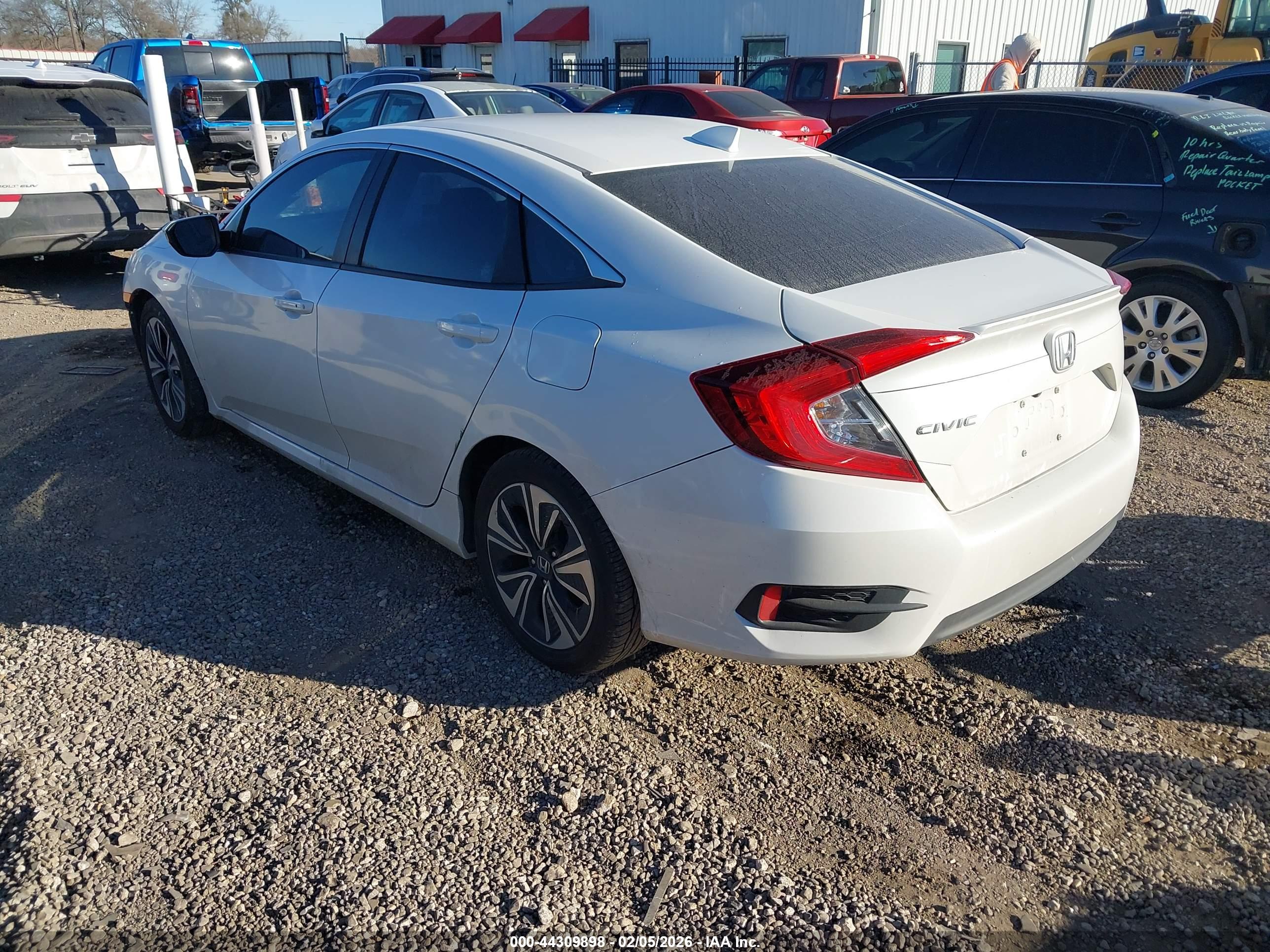HONDA CIVIC image 3