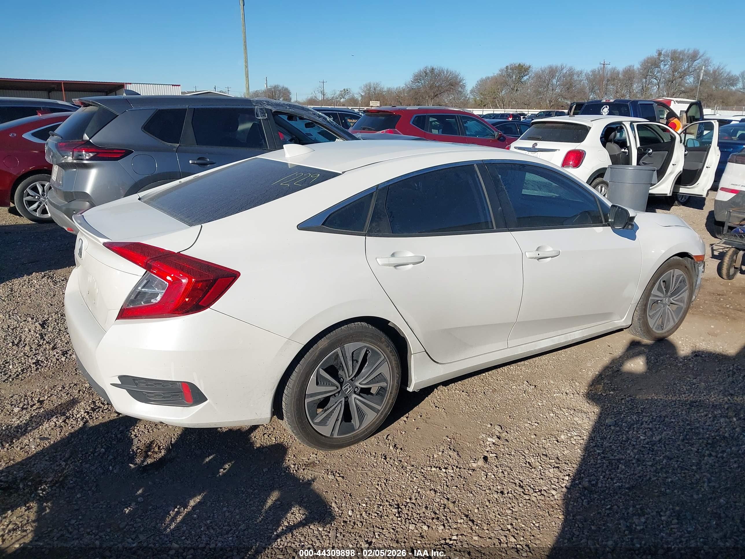 HONDA CIVIC image 4