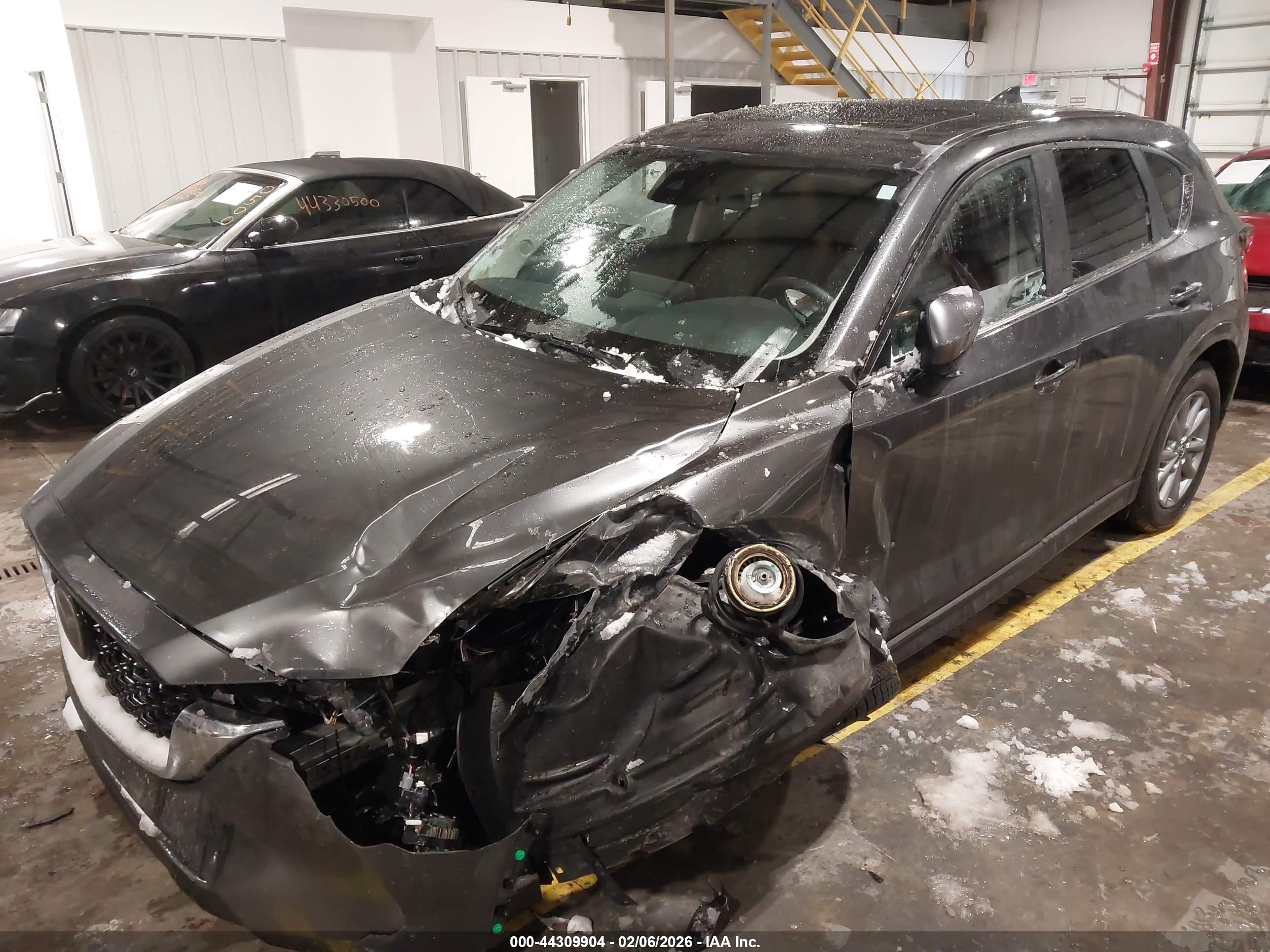 MAZDA CX-5 image 2
