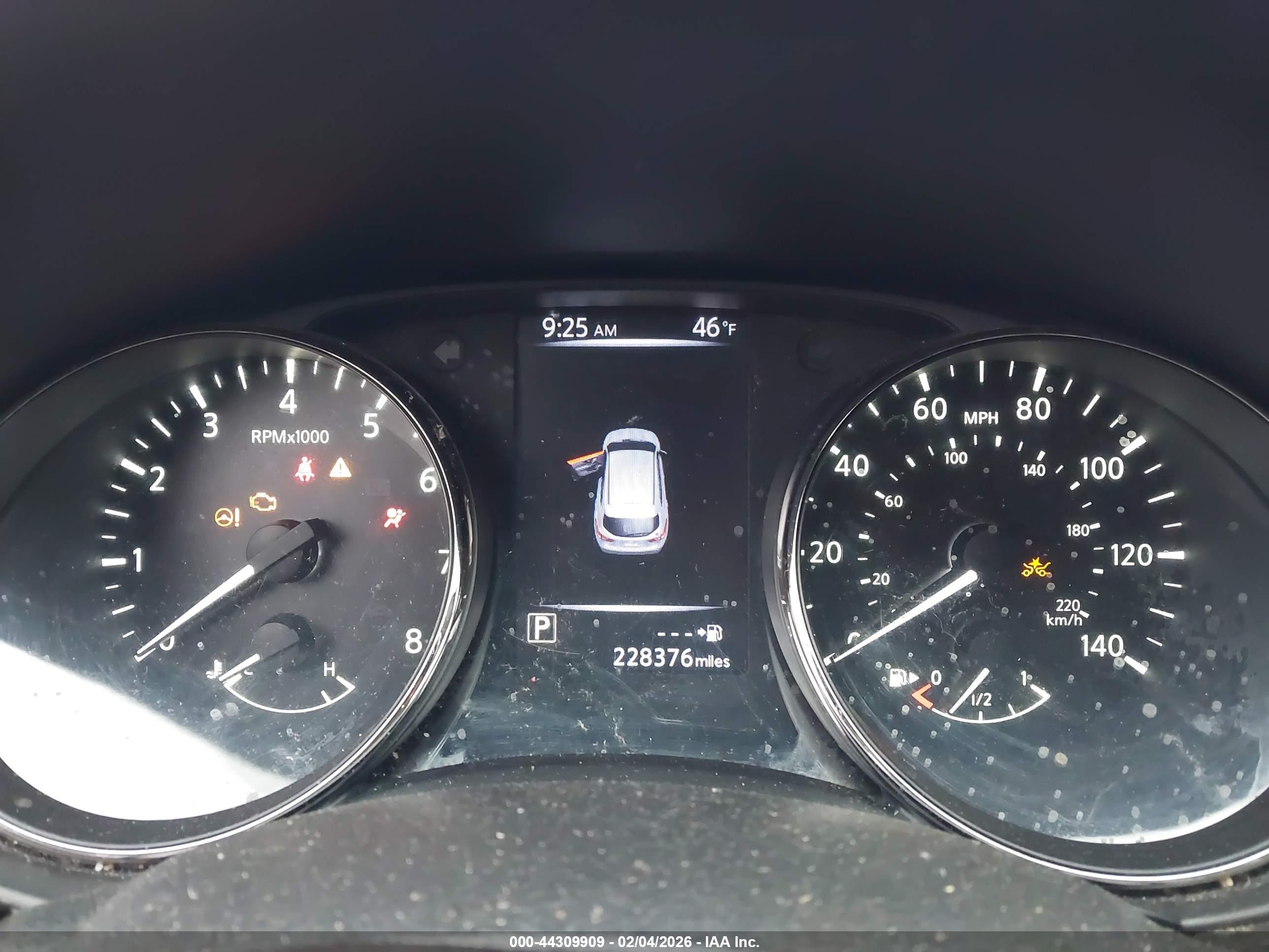 NISSAN ROGUE image 7