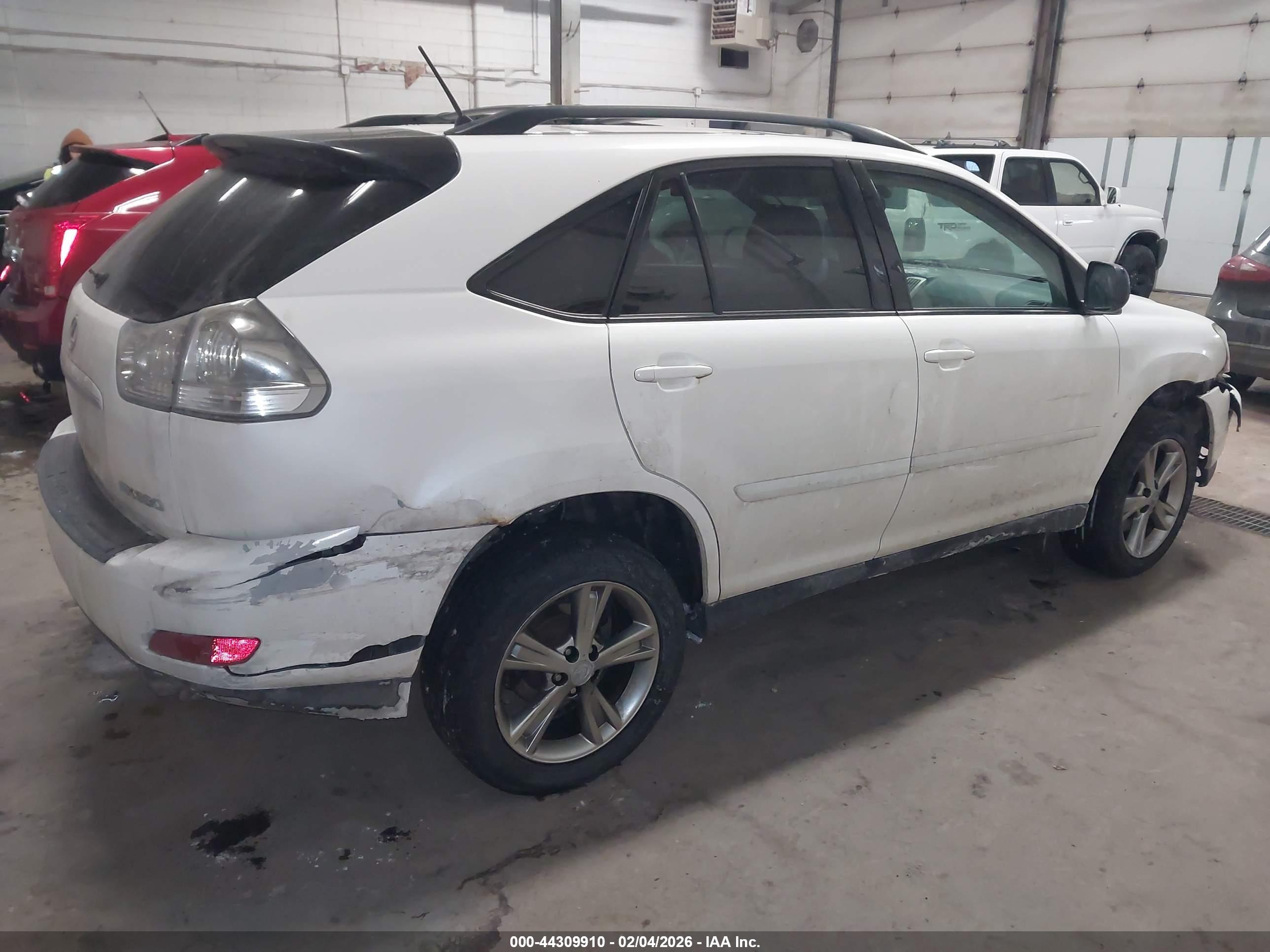 LEXUS RX image 4