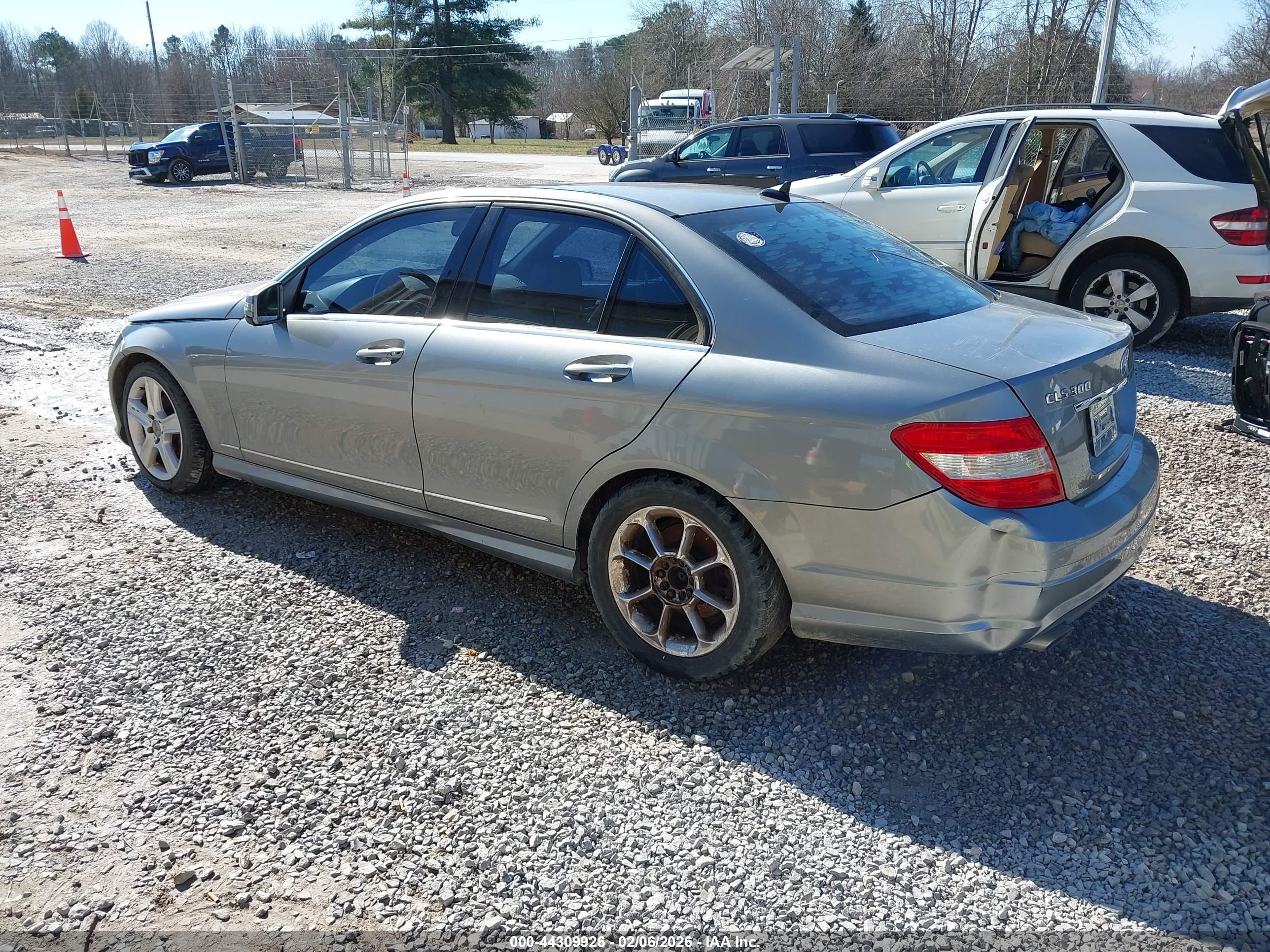 MERCEDES-BENZ C image 3