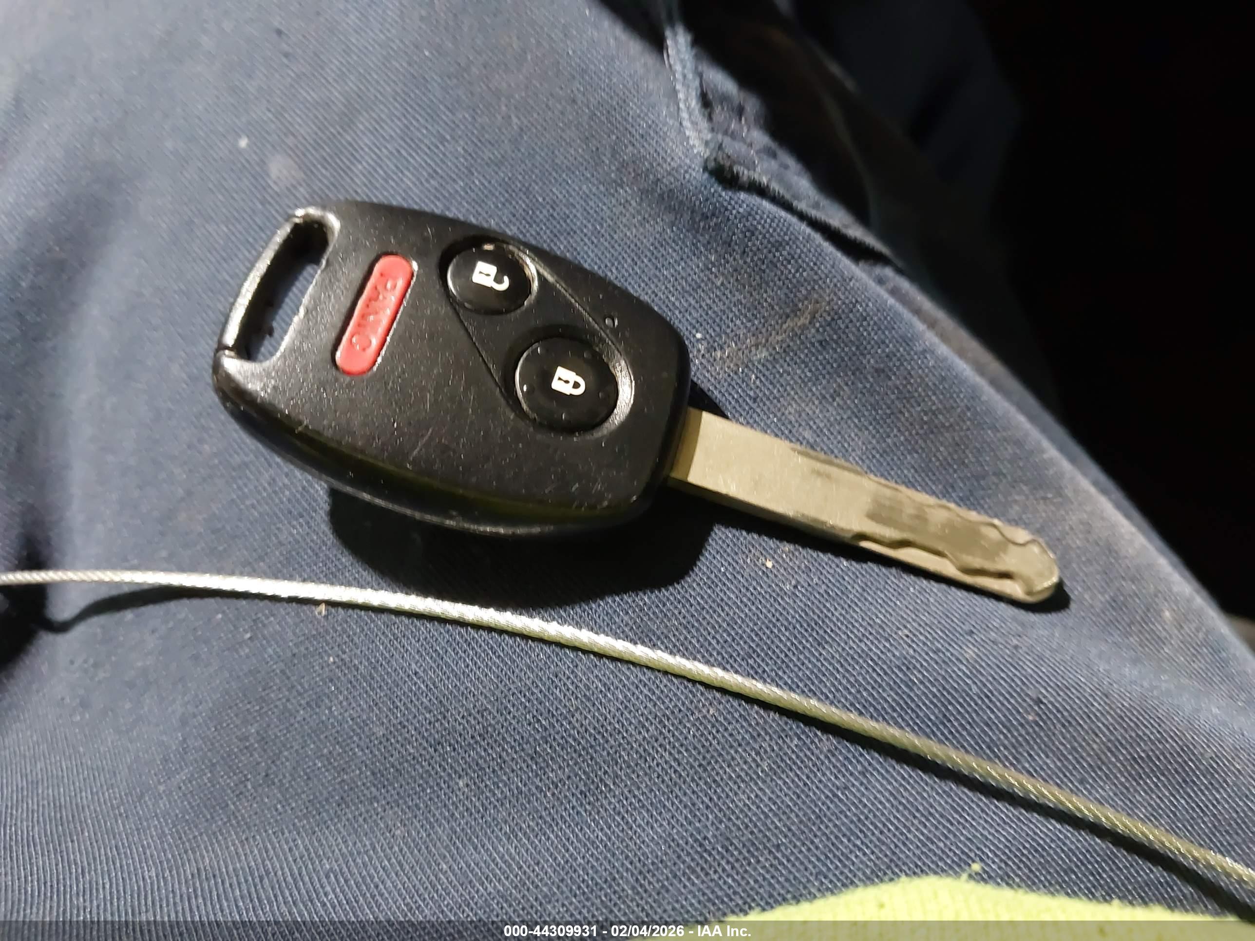HONDA INSIGHT image 11