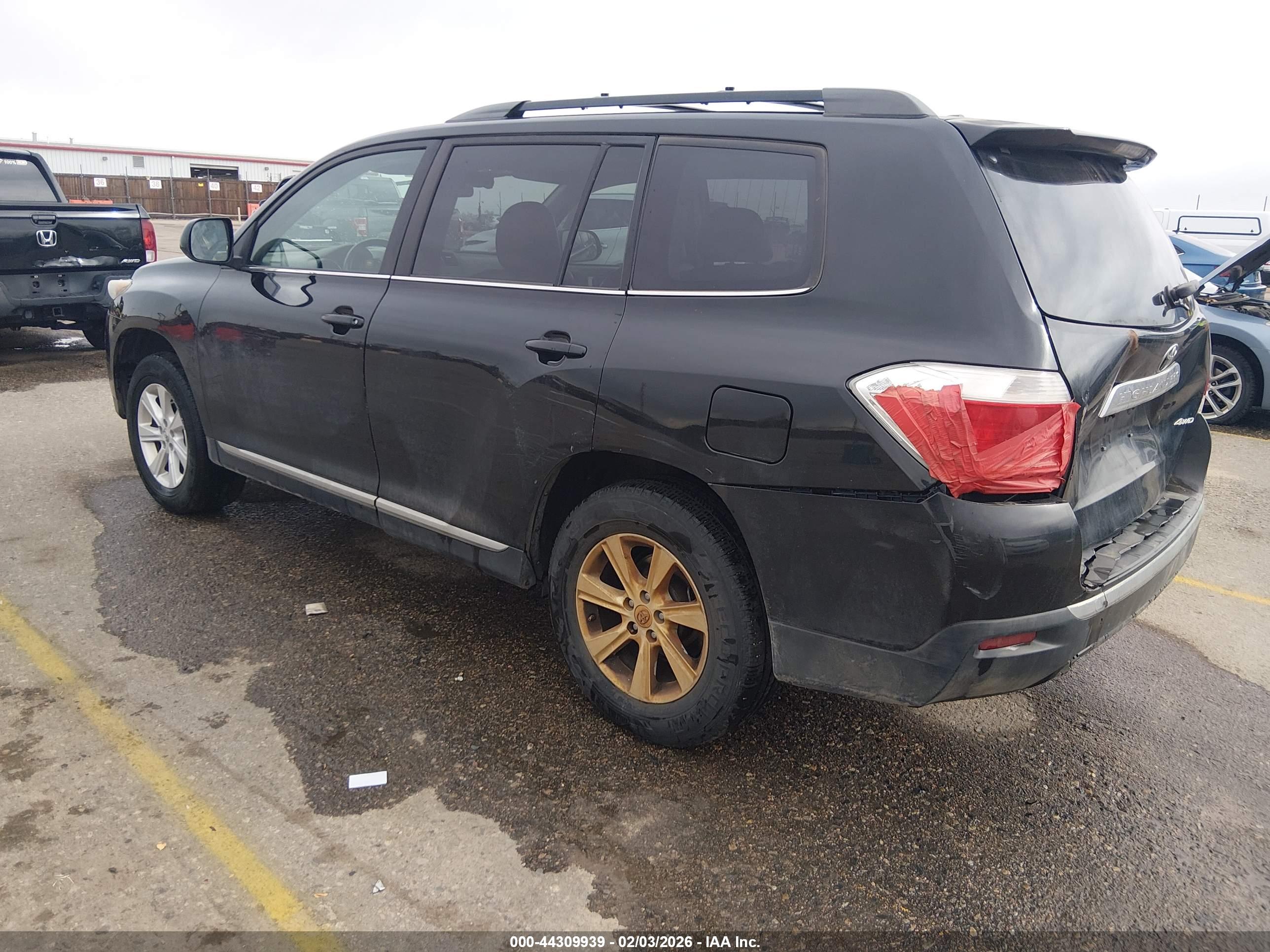 TOYOTA HIGHLANDER image 3