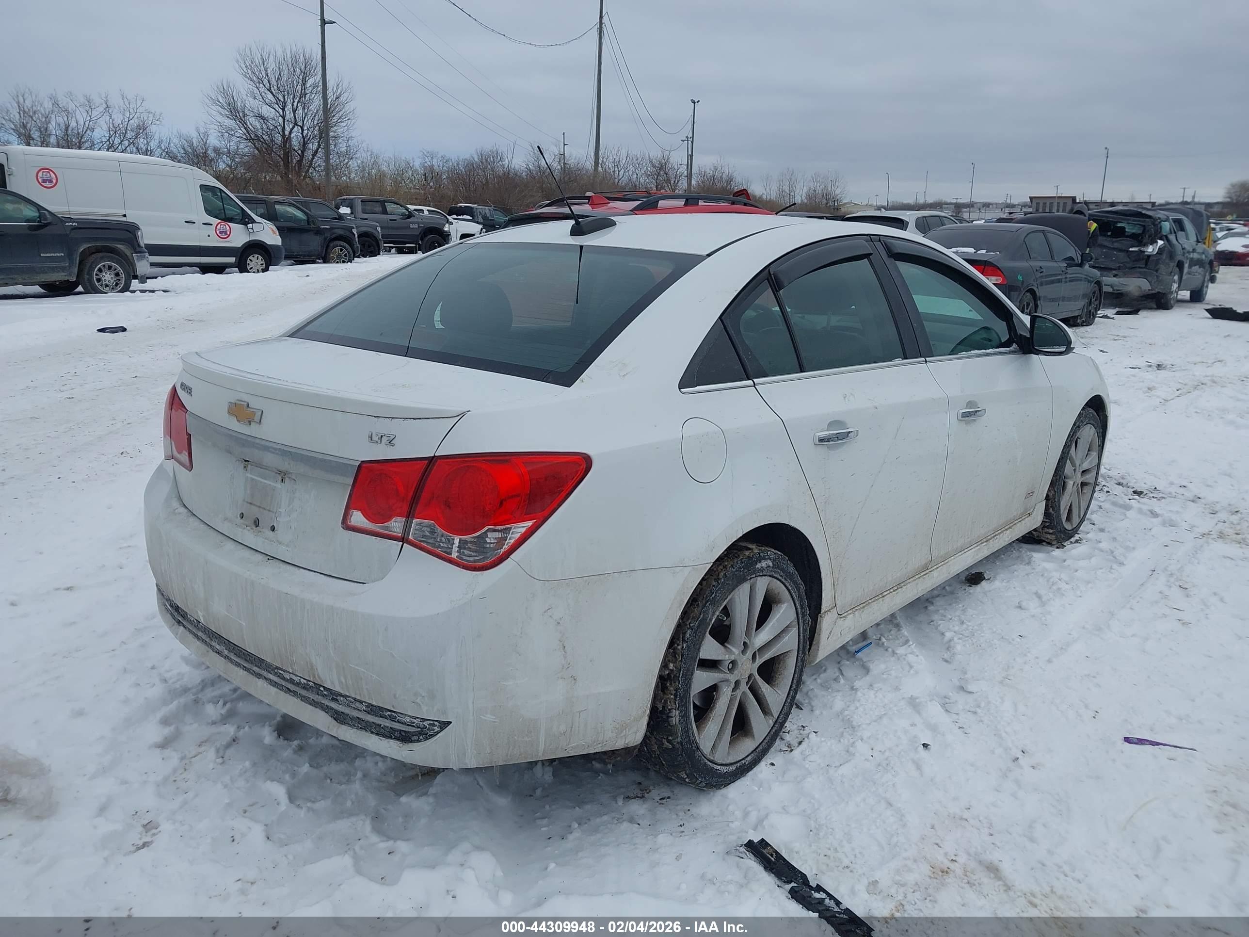 CHEVROLET CRUZE image 4