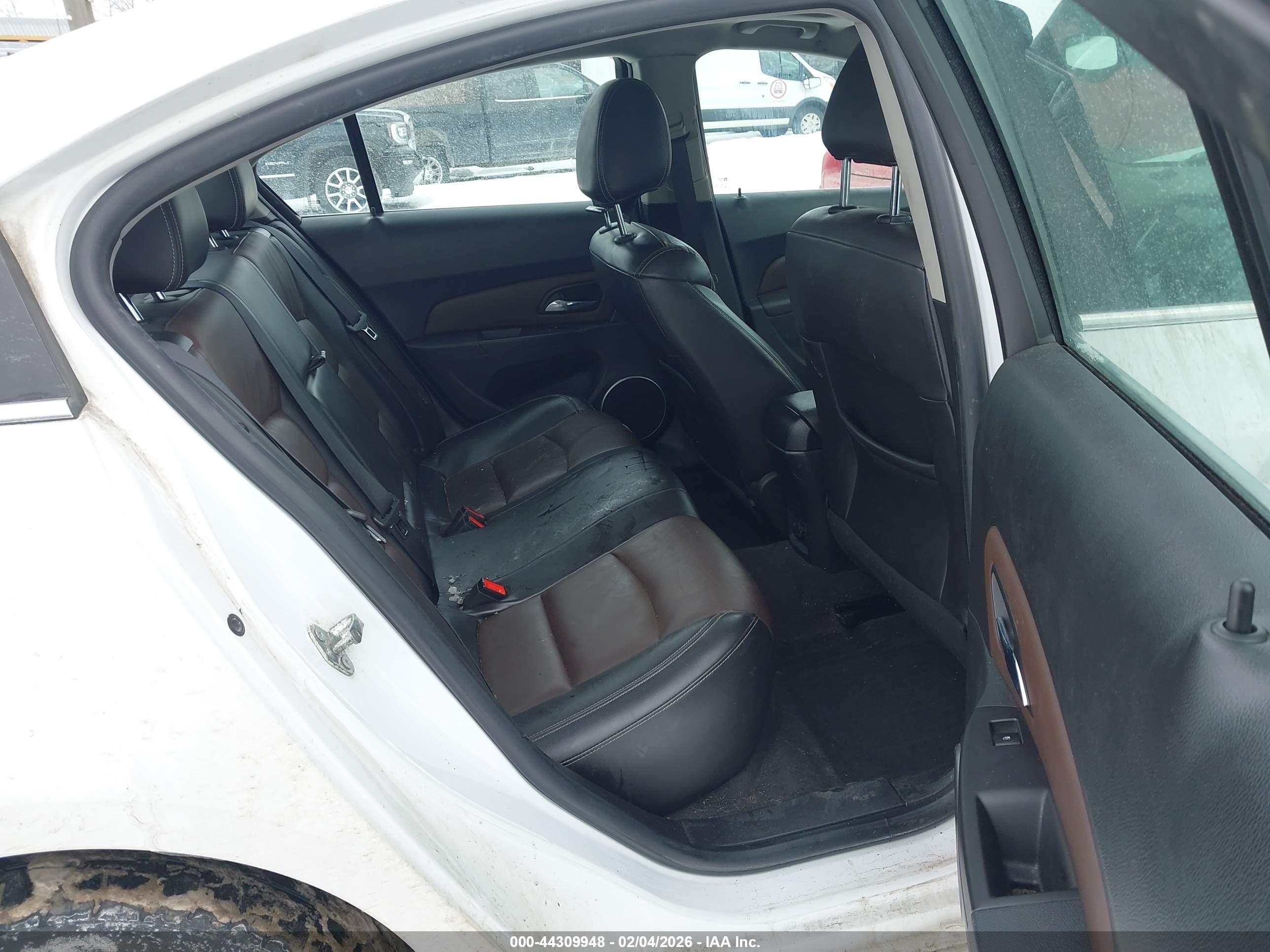 CHEVROLET CRUZE image 8