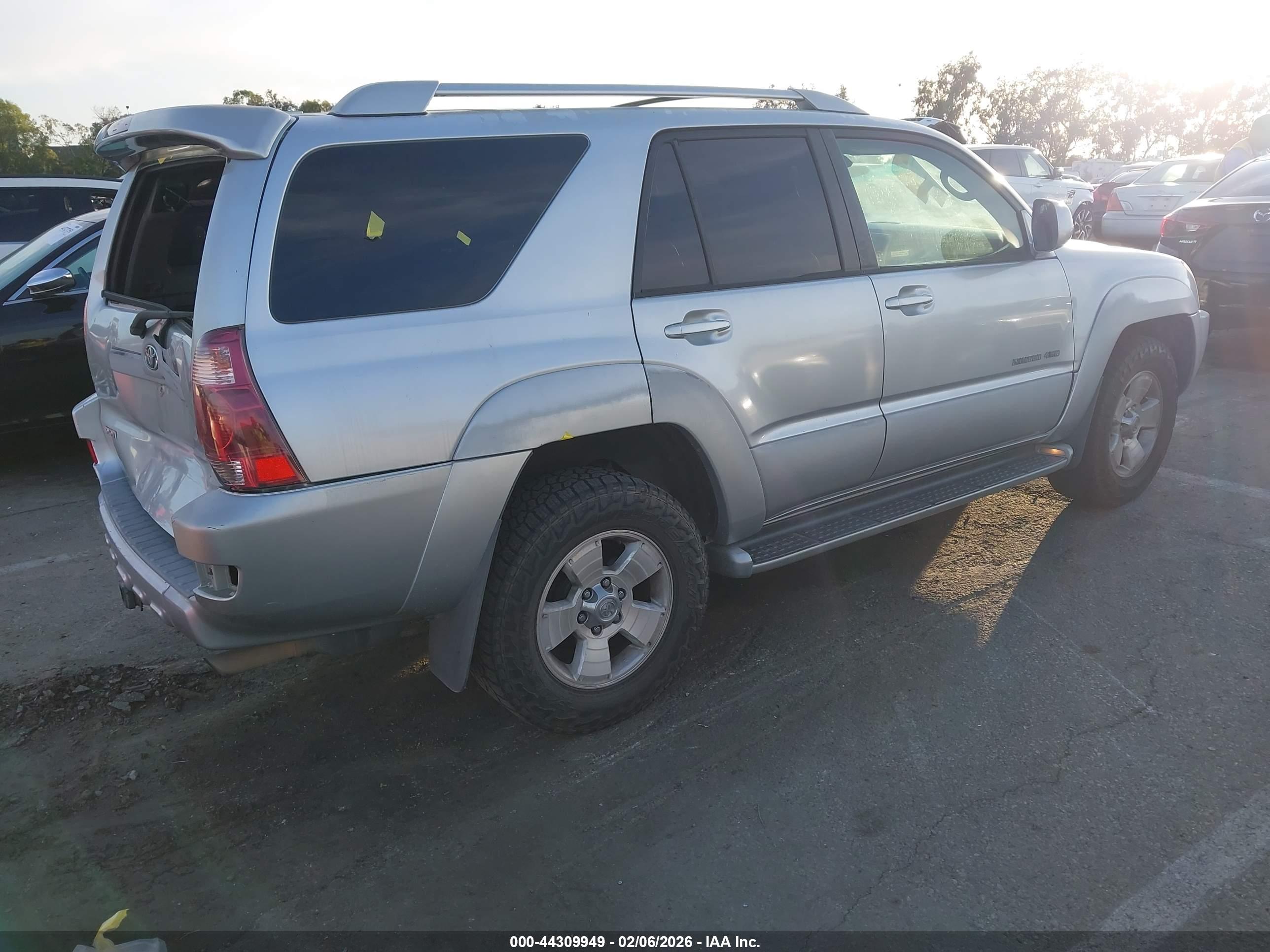 TOYOTA 4RUNNER image 4
