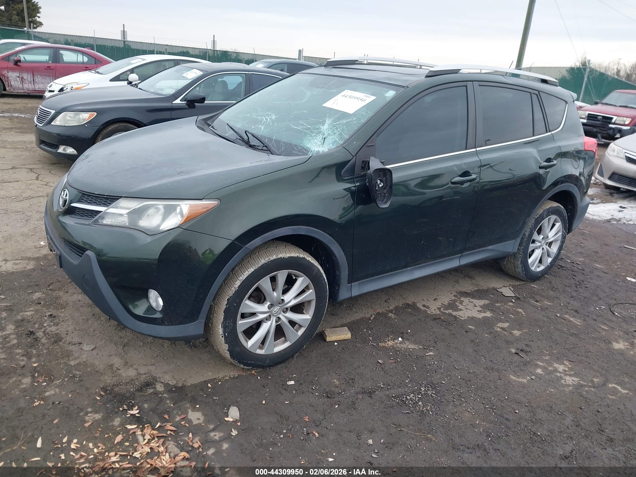 TOYOTA RAV4 image 2