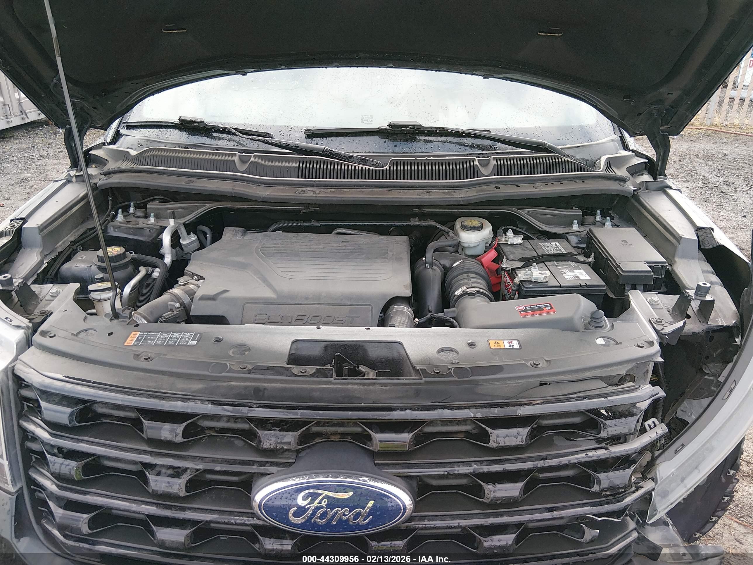 FORD EXPLORER image 10