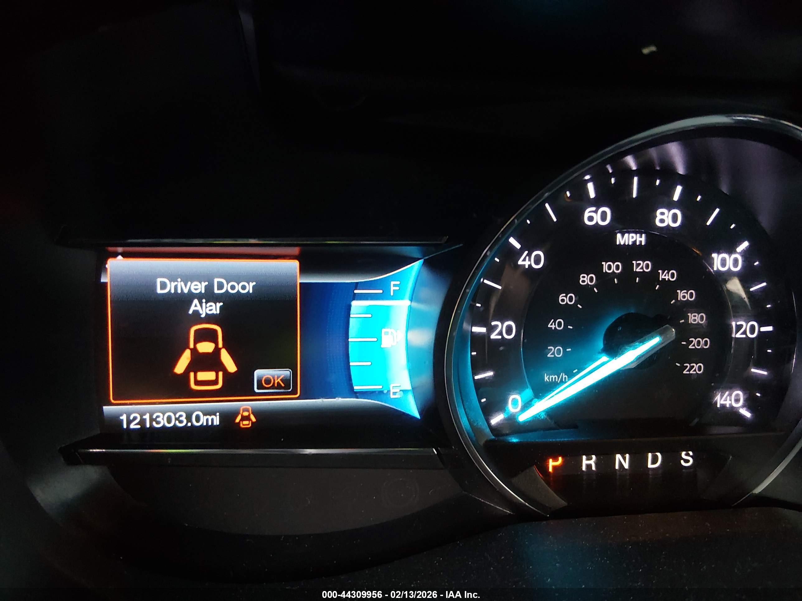 FORD EXPLORER image 7