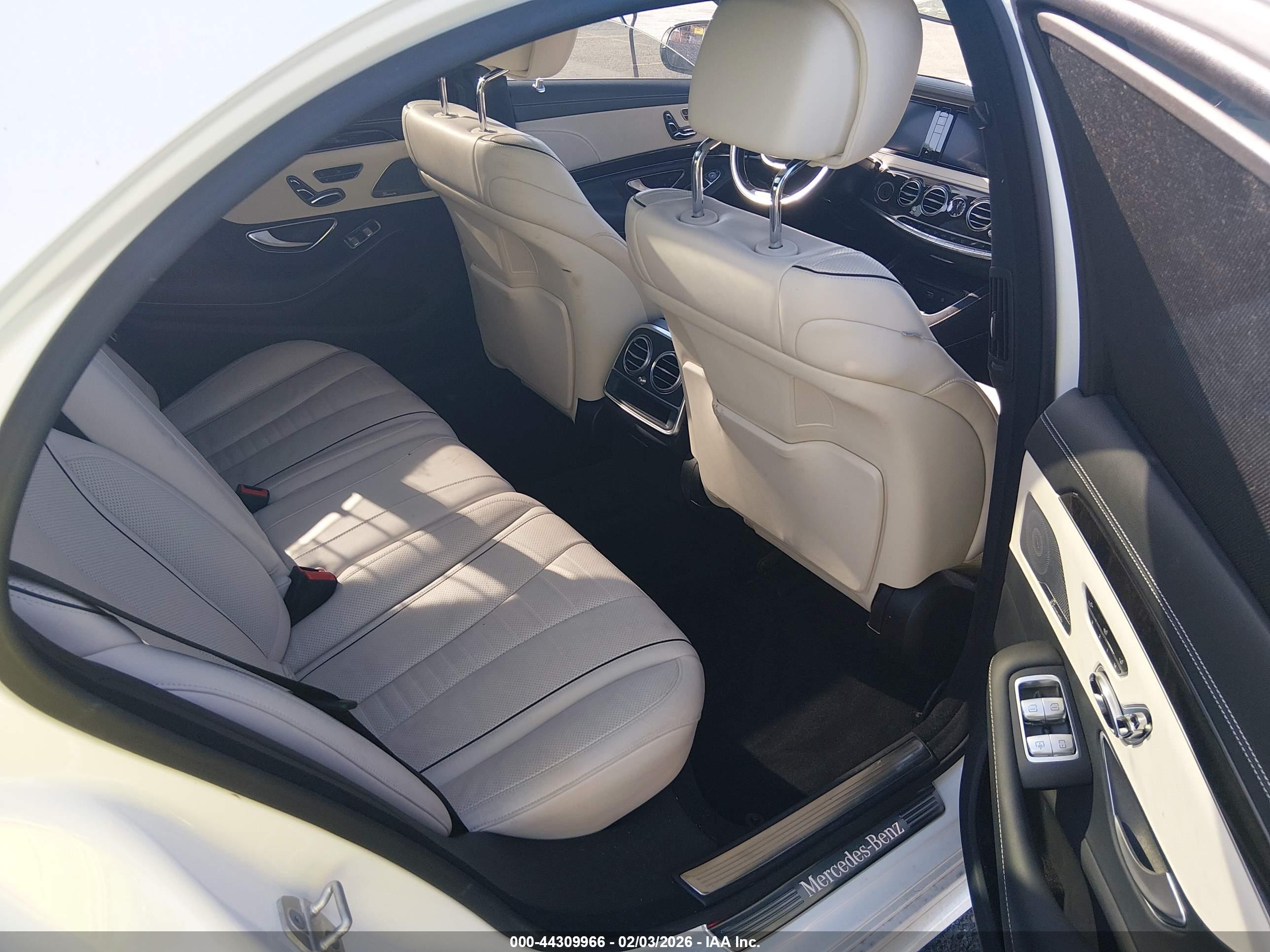 MERCEDES-BENZ S image 8