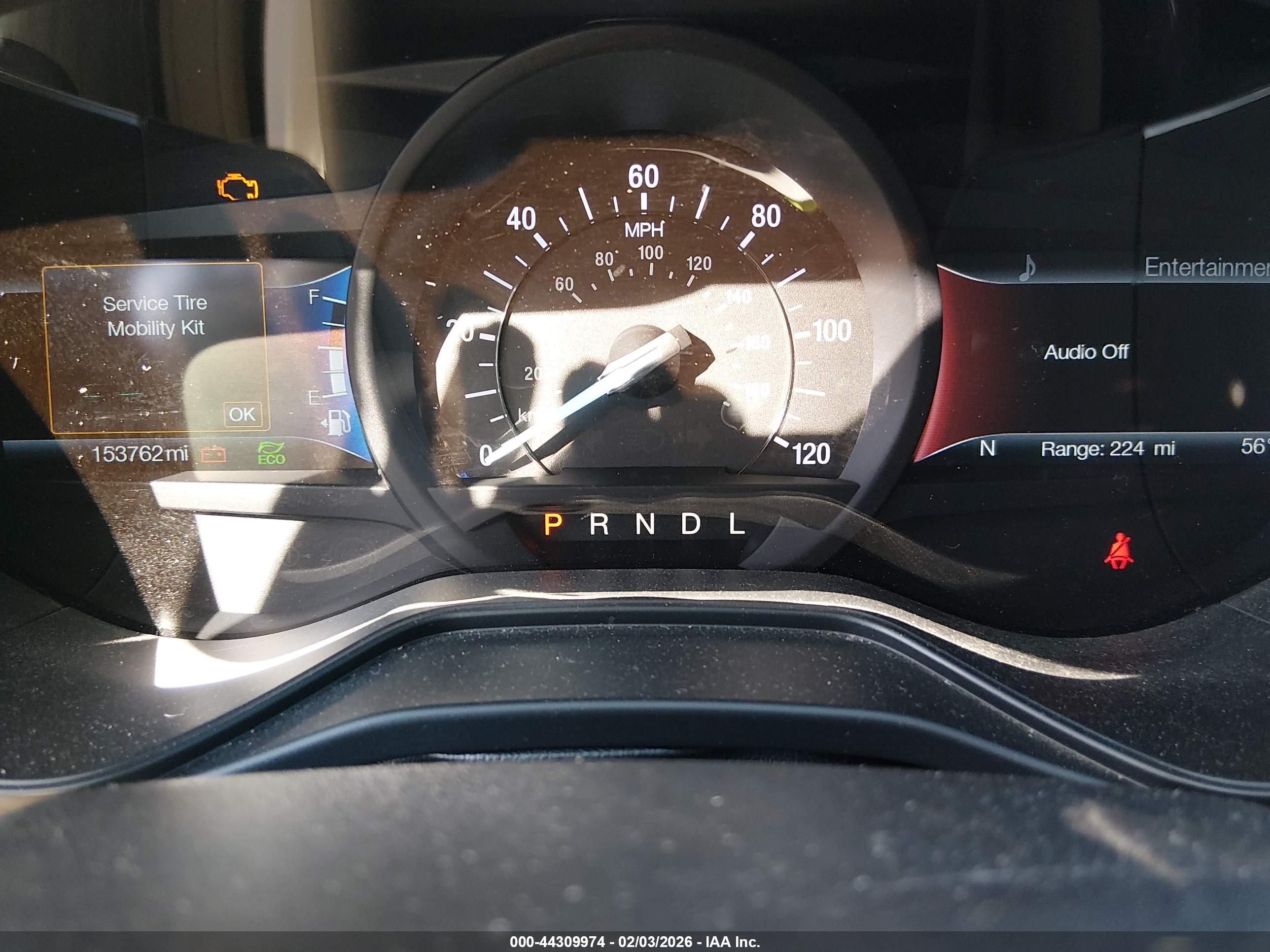FORD FUSION image 7