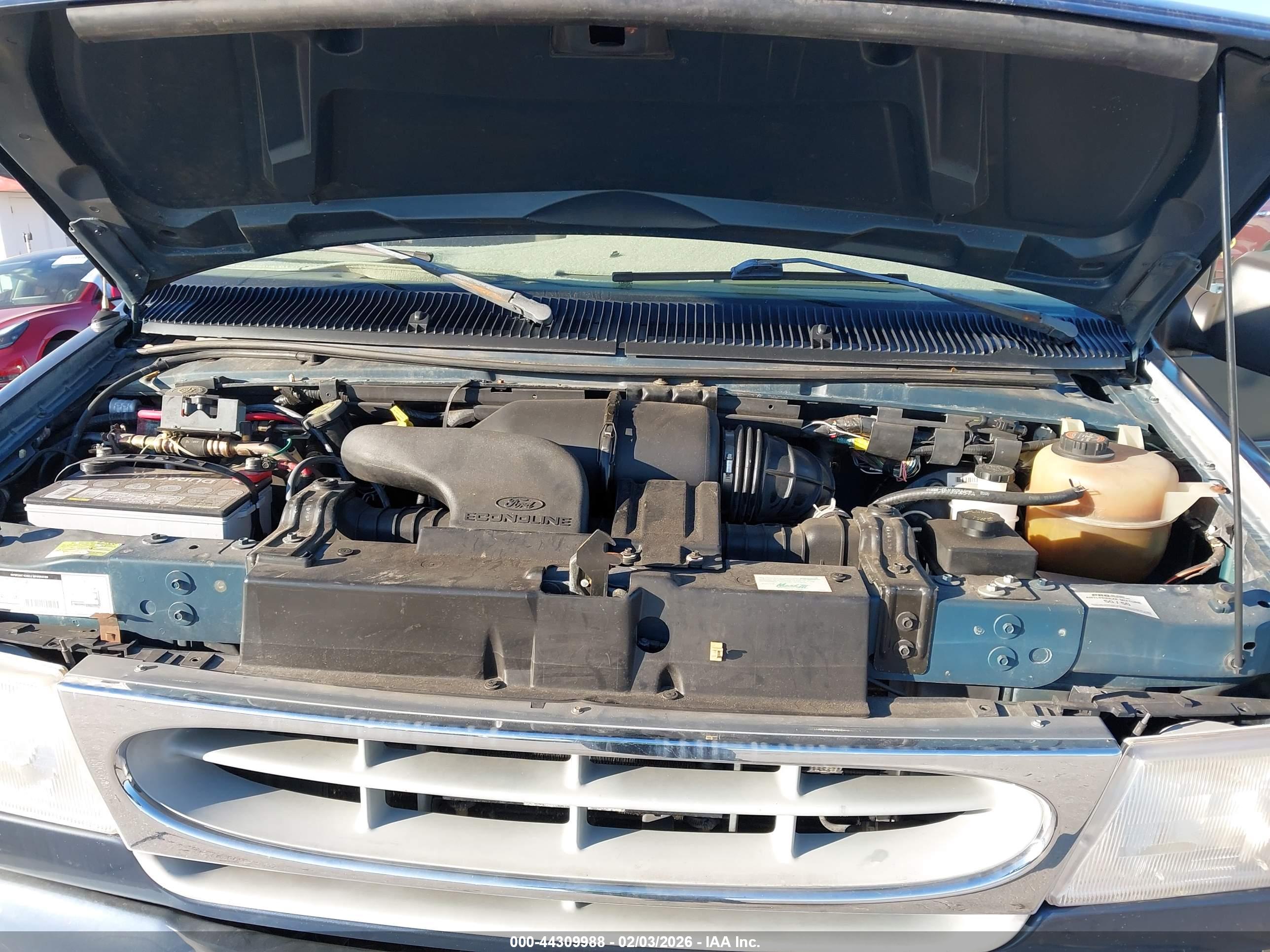 FORD E-150 image 10